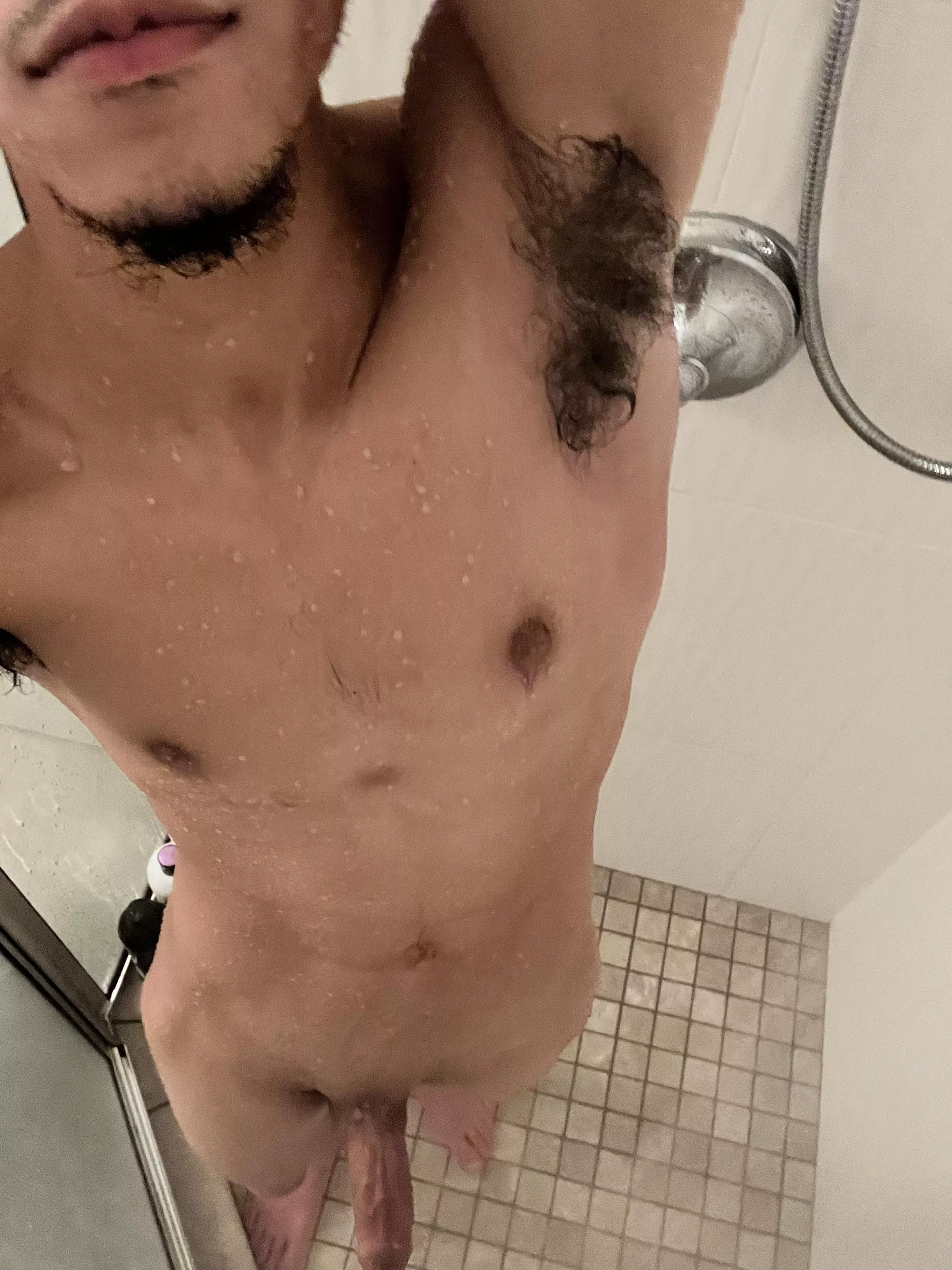 Freshly showered so it’s the perfect time to sniff them posted by Jay323567