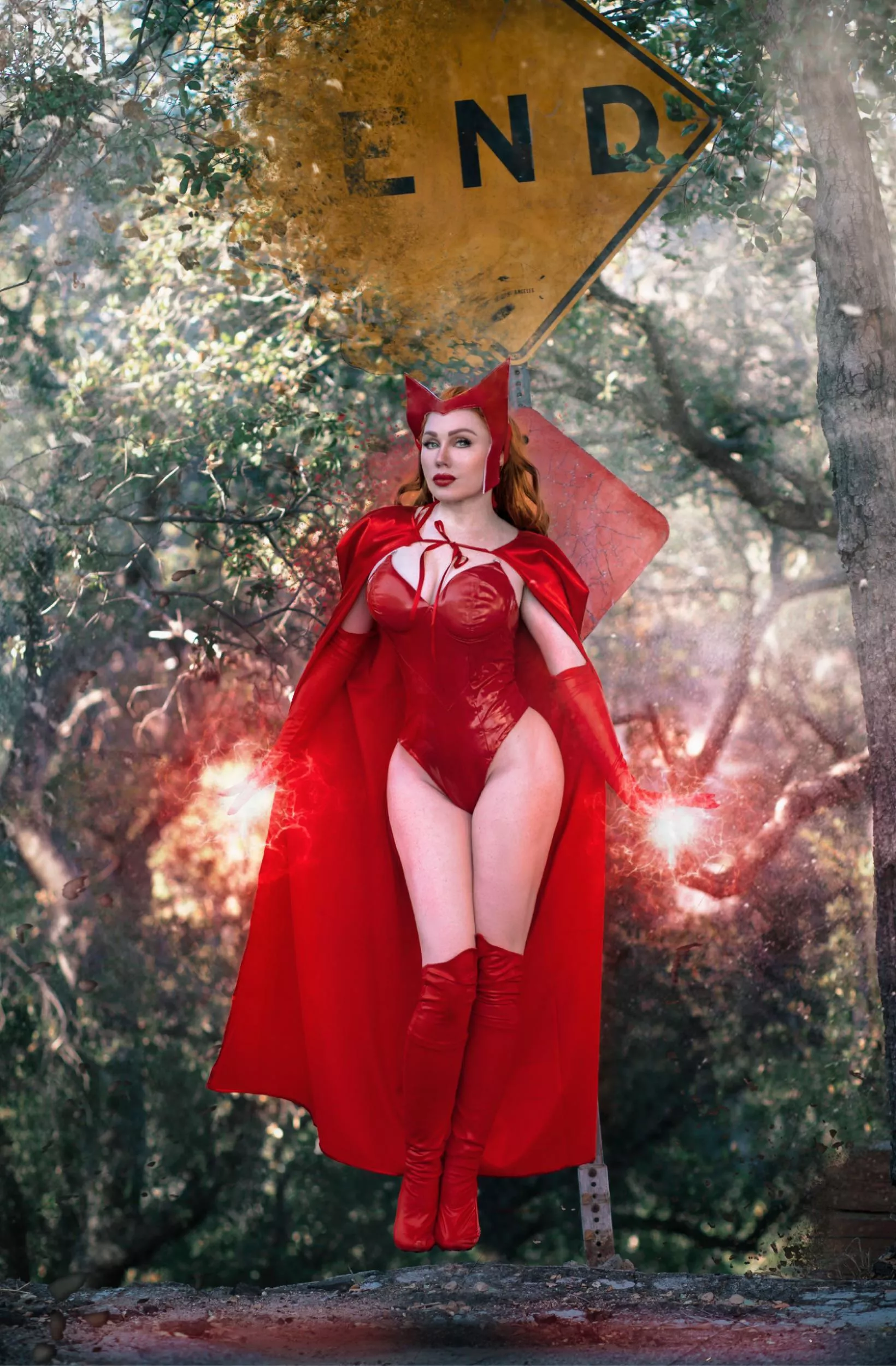 Friday fire ðŸ”¥ below â¬‡ï¸ scarlet witch by Gingerphoenix posted by therealgingerphoenix