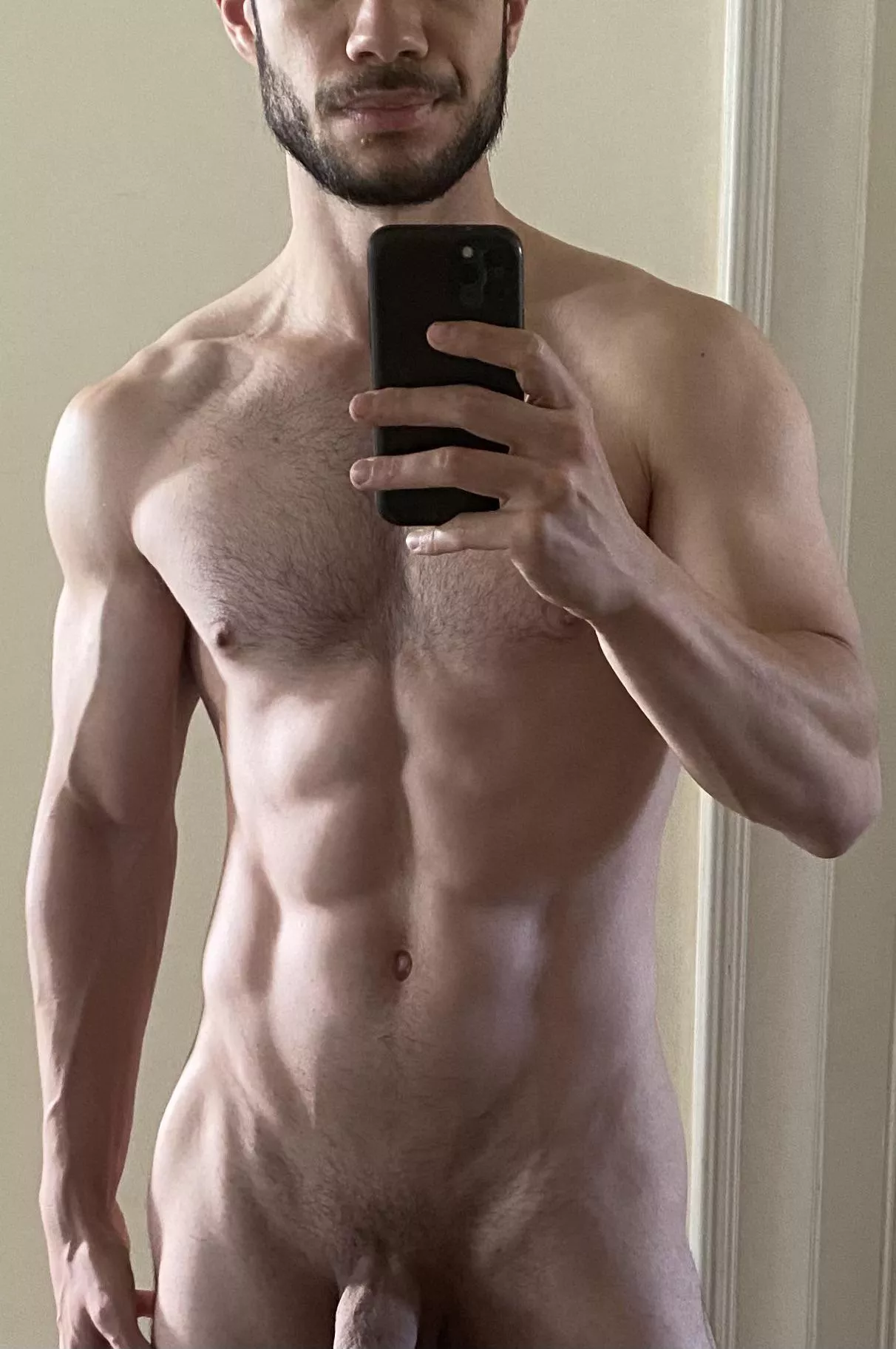 Friday is abs day ðŸ’ªðŸ¼ [M] posted by morningcoffee08