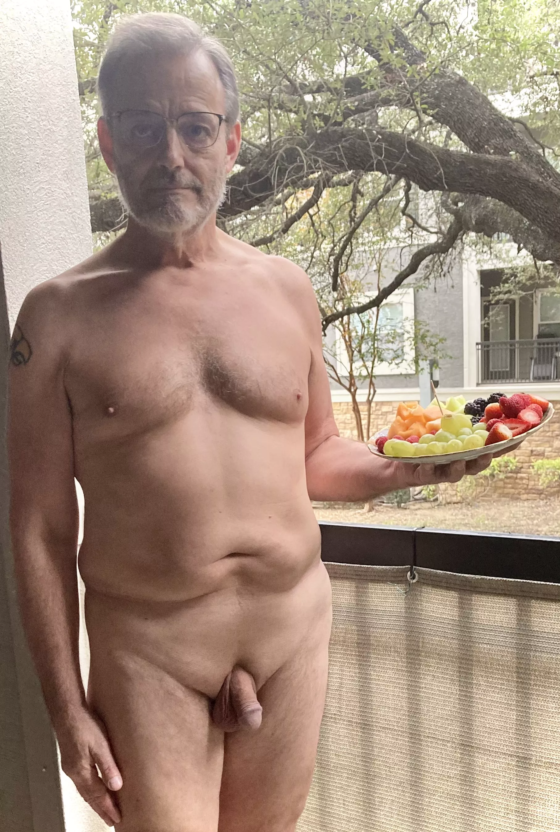 Fruit on the balmy balcony posted by BenFranklinNaturist