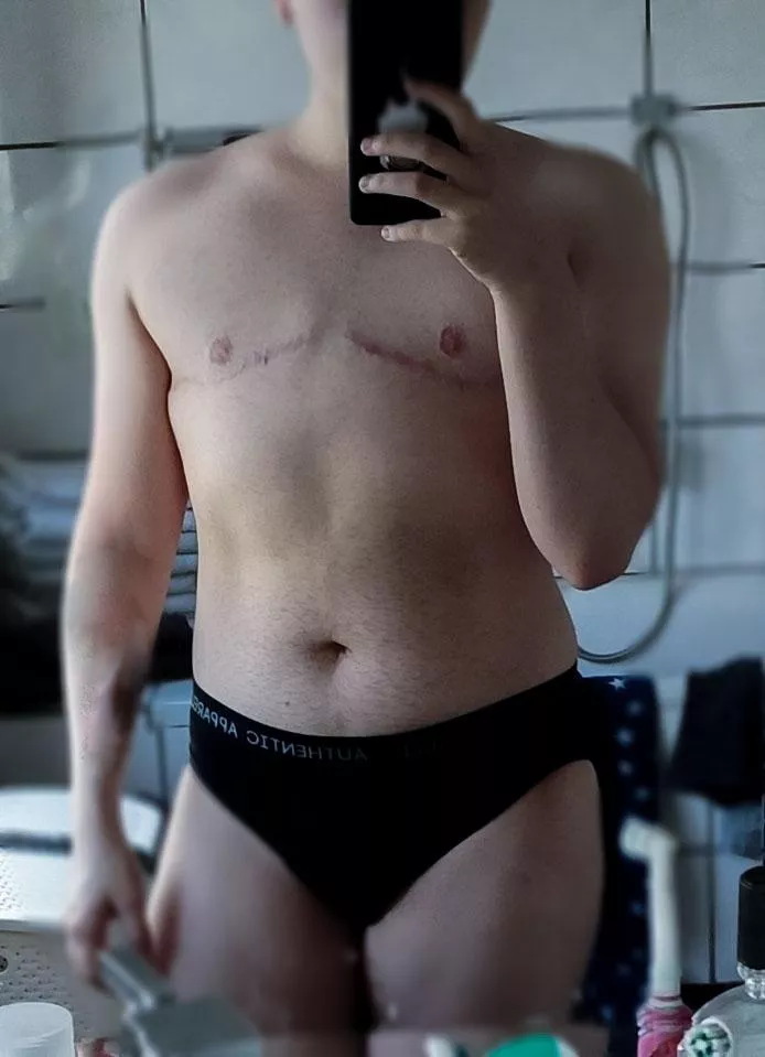 [FTM] Just a horny transguy in a mirror 💦 posted by ftmpup_