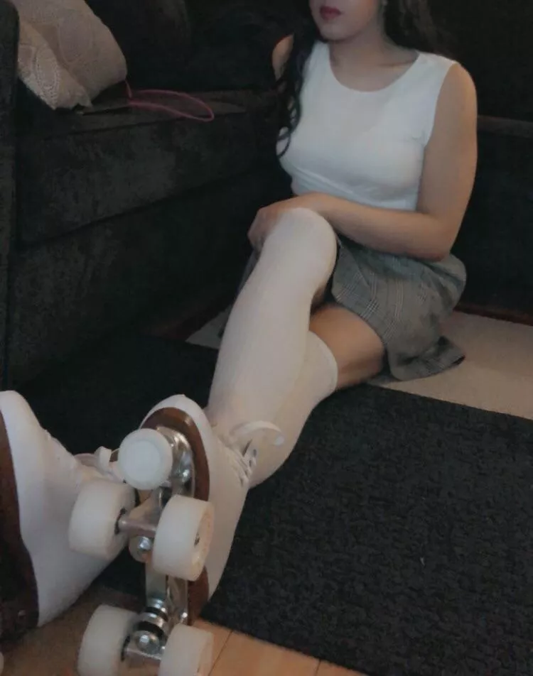 [F]uck me in my roller skates? posted by TiffanyBoxBlues