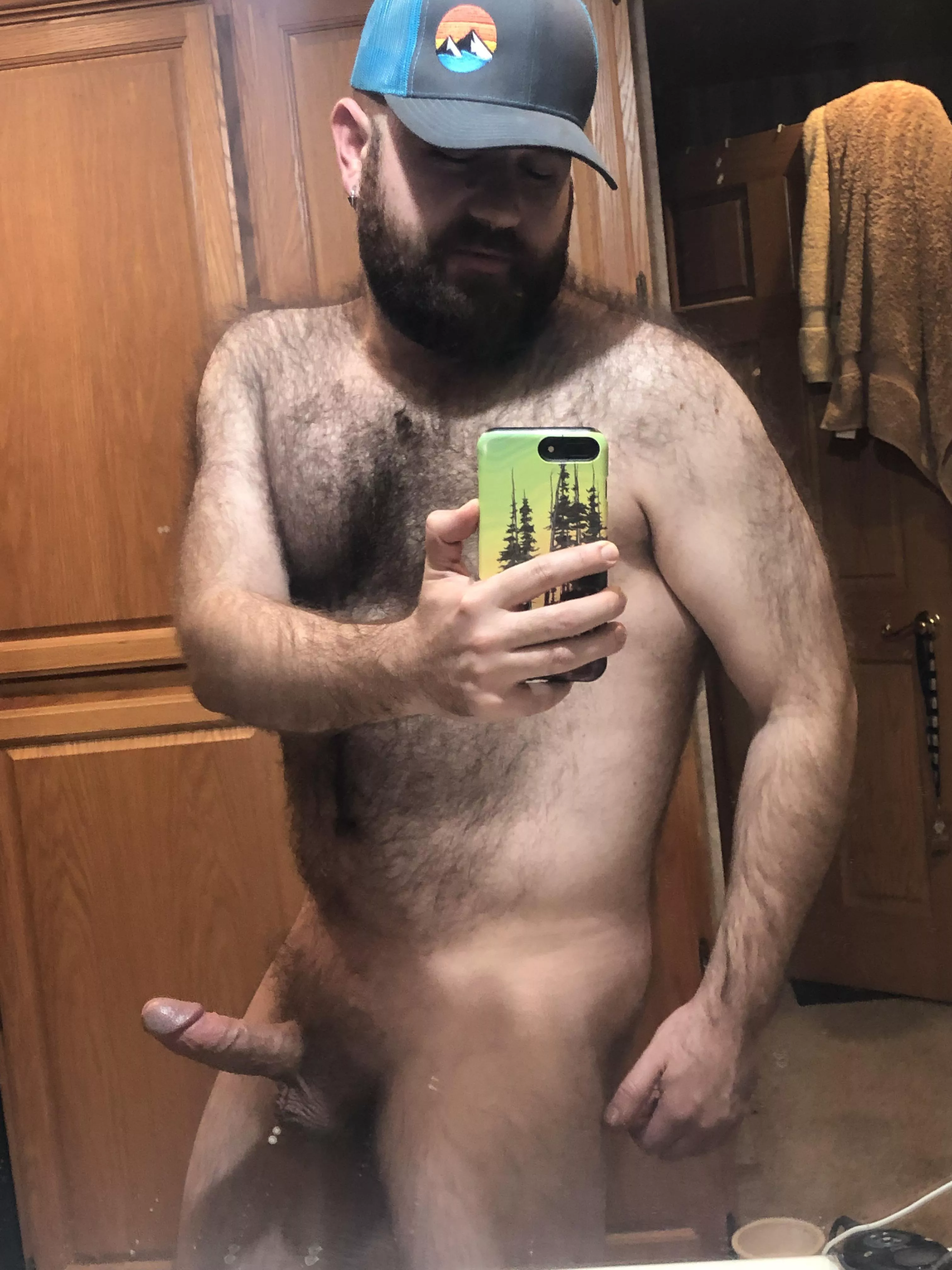 Get down and suck on daddy’s cock posted by Firm-Thick-and-Hairy