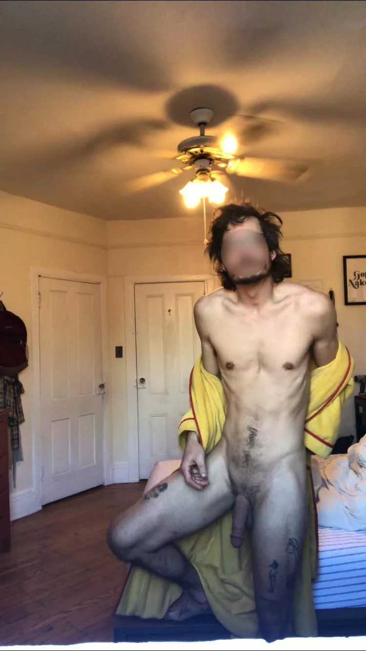 Get naked posted by unforskinnedcircumst