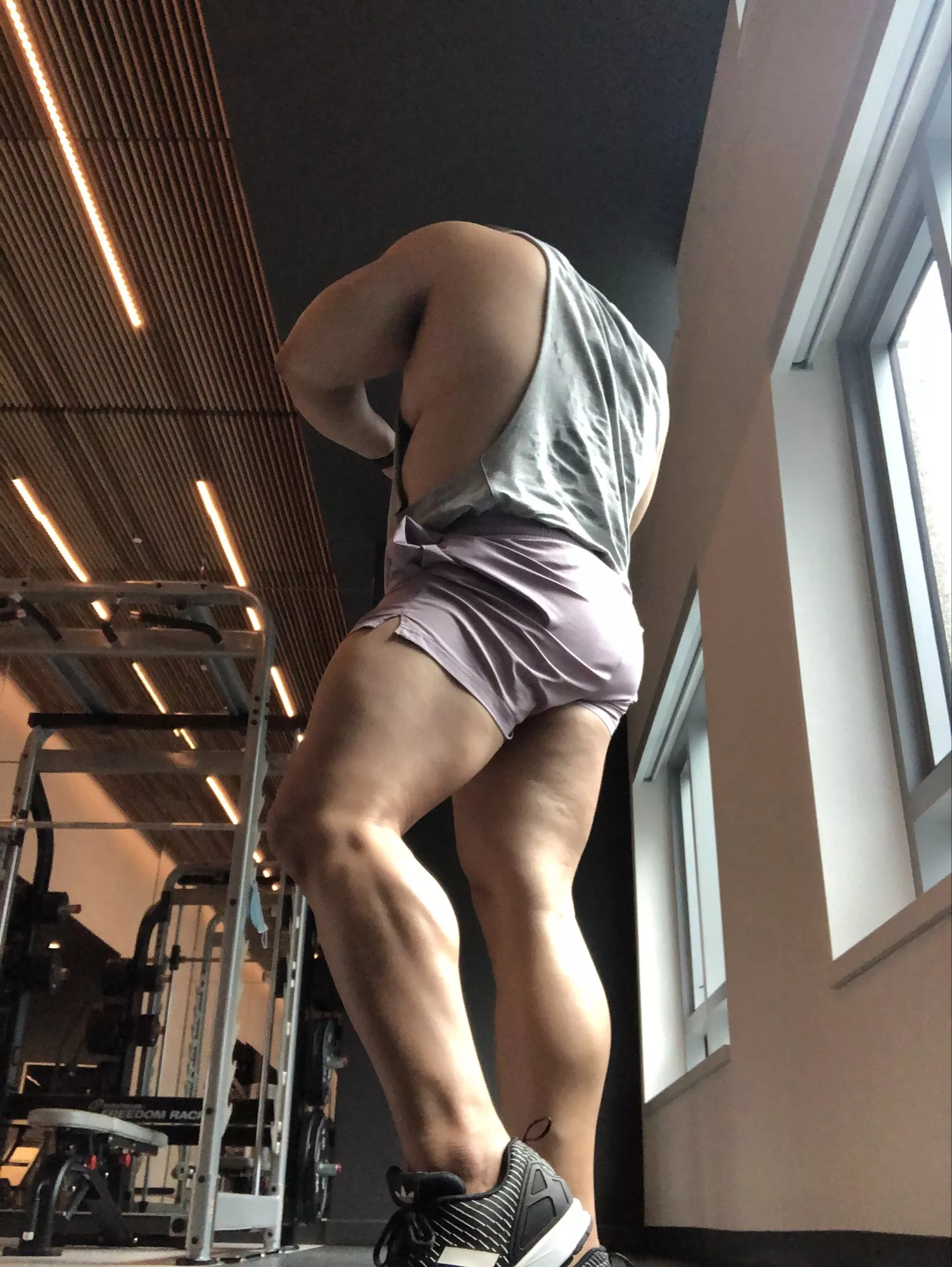 Getting leg day in before the inevitable Christmas meal throwdown posted by Yumyumlumpia