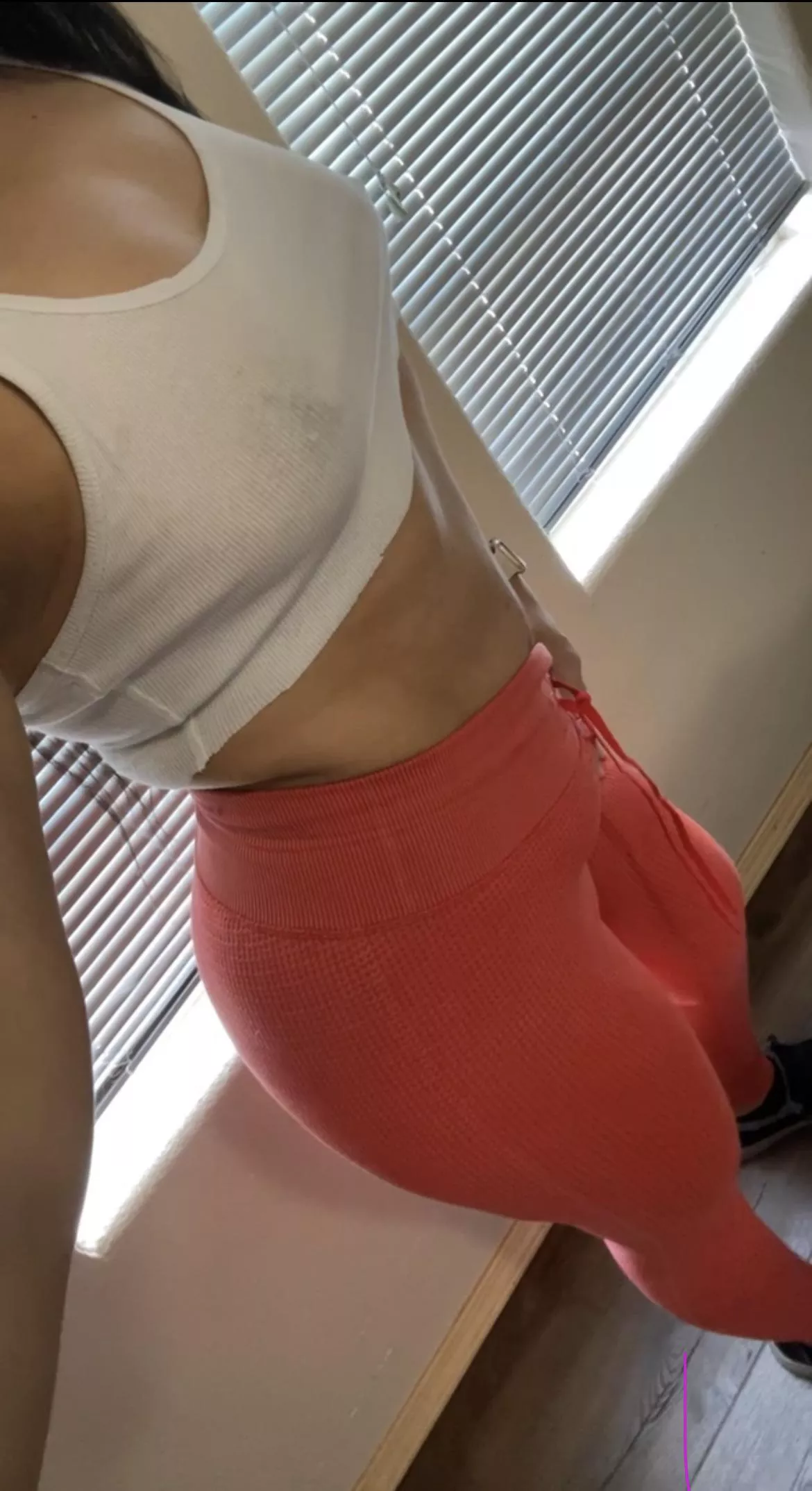 GETTING READY FOR A GYM SESSION…😉😊 [f] posted by Acrobatic_Hearing_27