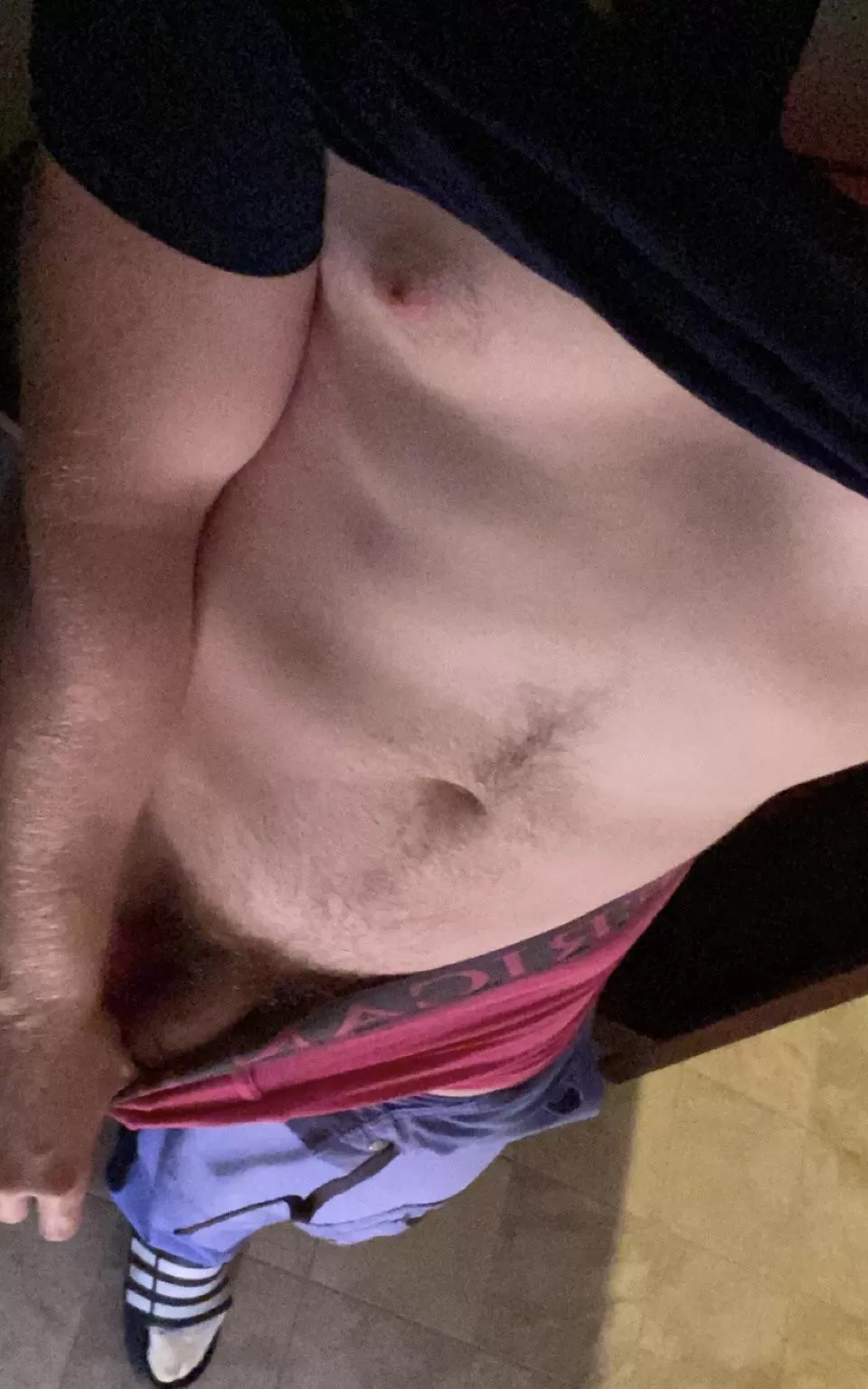 Getting ready for work but would much rather be sucking dick rn tbh… posted by lanzarino