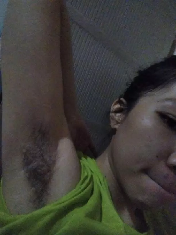 GF’s Hairy Armpit posted by BjAguilar