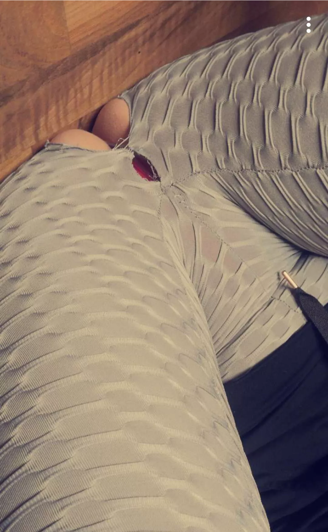 Gf's leggings ripped in the gym giving some of the guys an excellent view. She continued her session for another 20 mins like this. posted by cuckhubby92