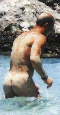 Gianluca Vialli. Retired Italian footballer naked on holiday. posted by Sardonicus83