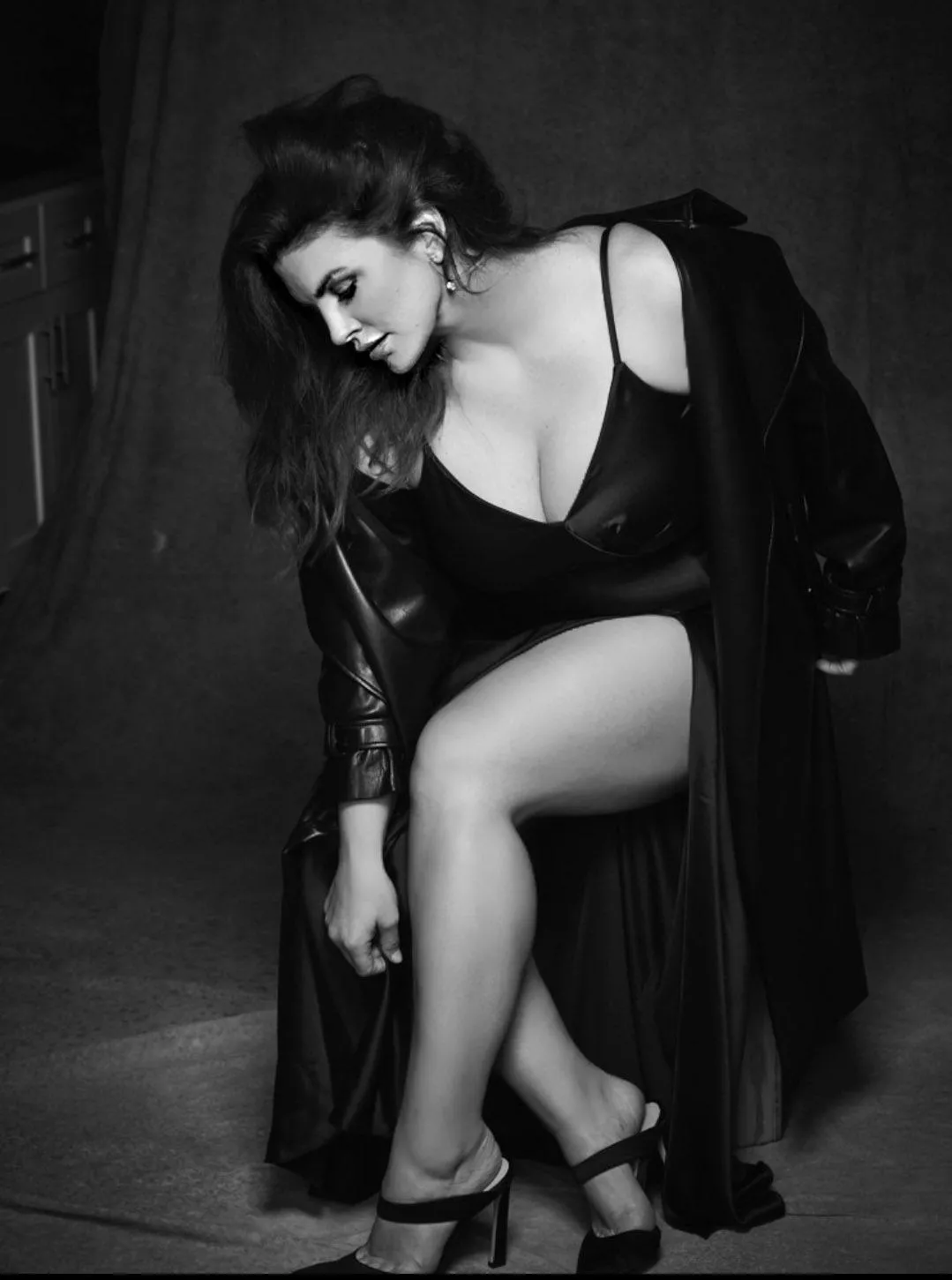 Gina Carano is hot posted by CapitalPineapple9955