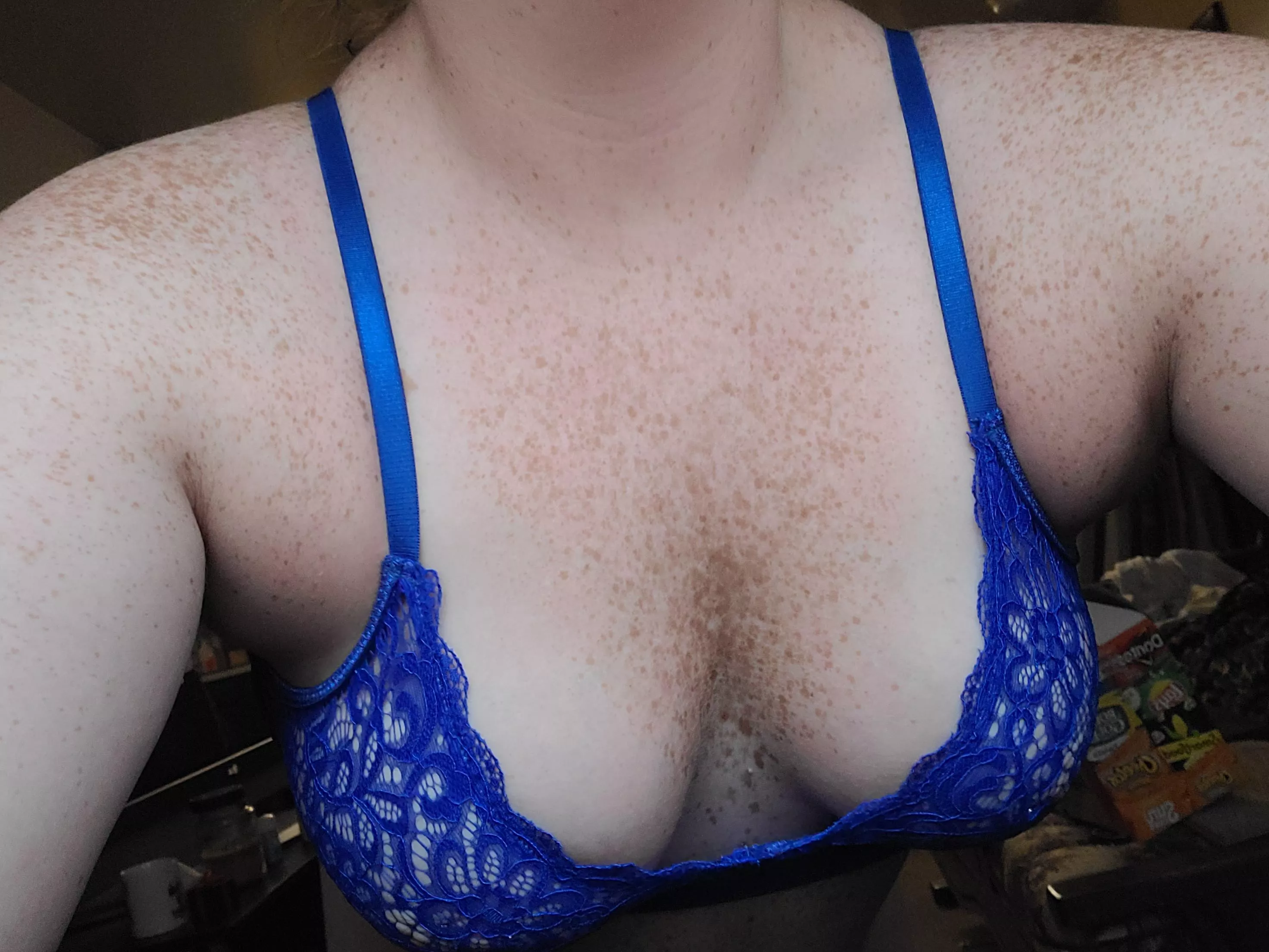 ginger cleavage posted by gingerluvvvv