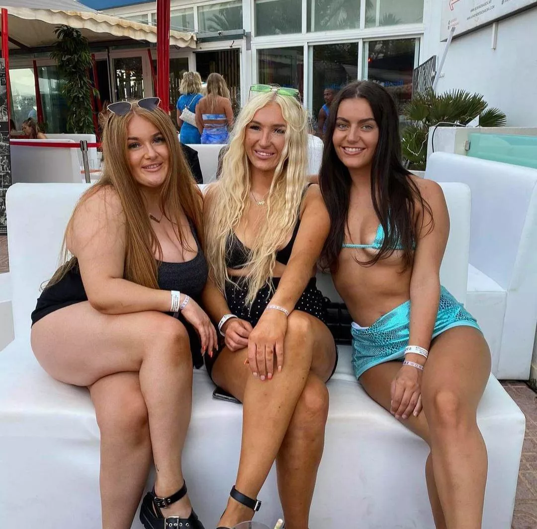 Ginger vs blonde vs brunette posted by BoobsRJustGreat