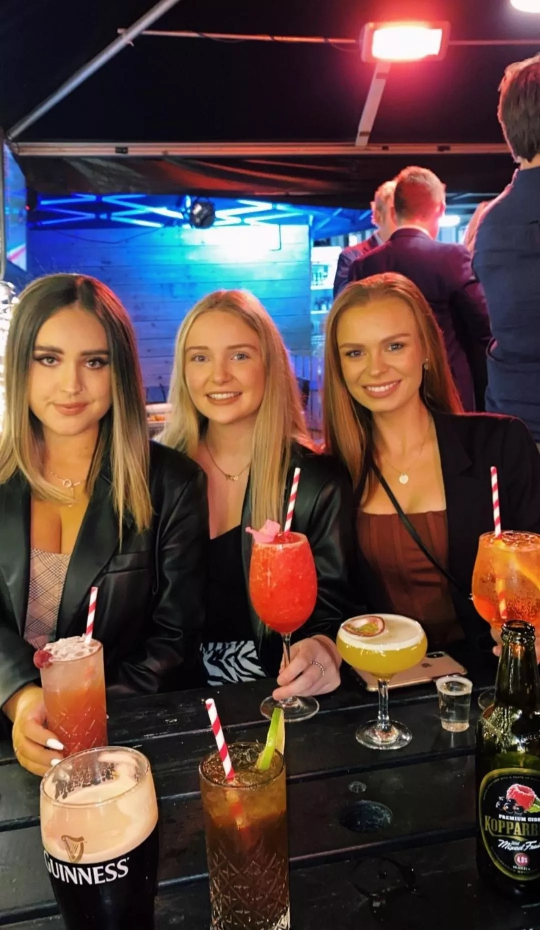 Girls night out posted by AlannasSecret