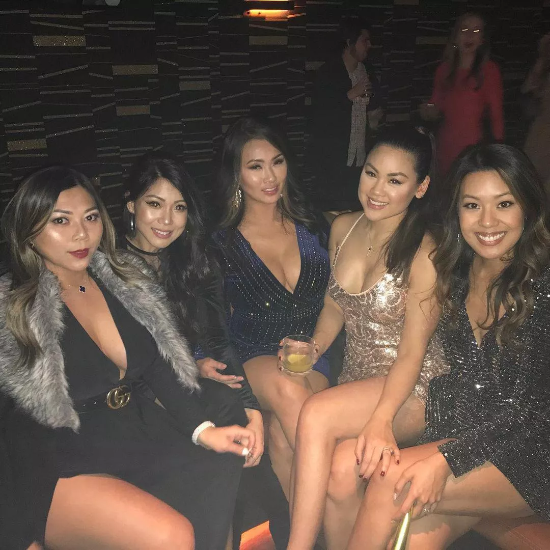 Girls Night Out posted by yunaX2