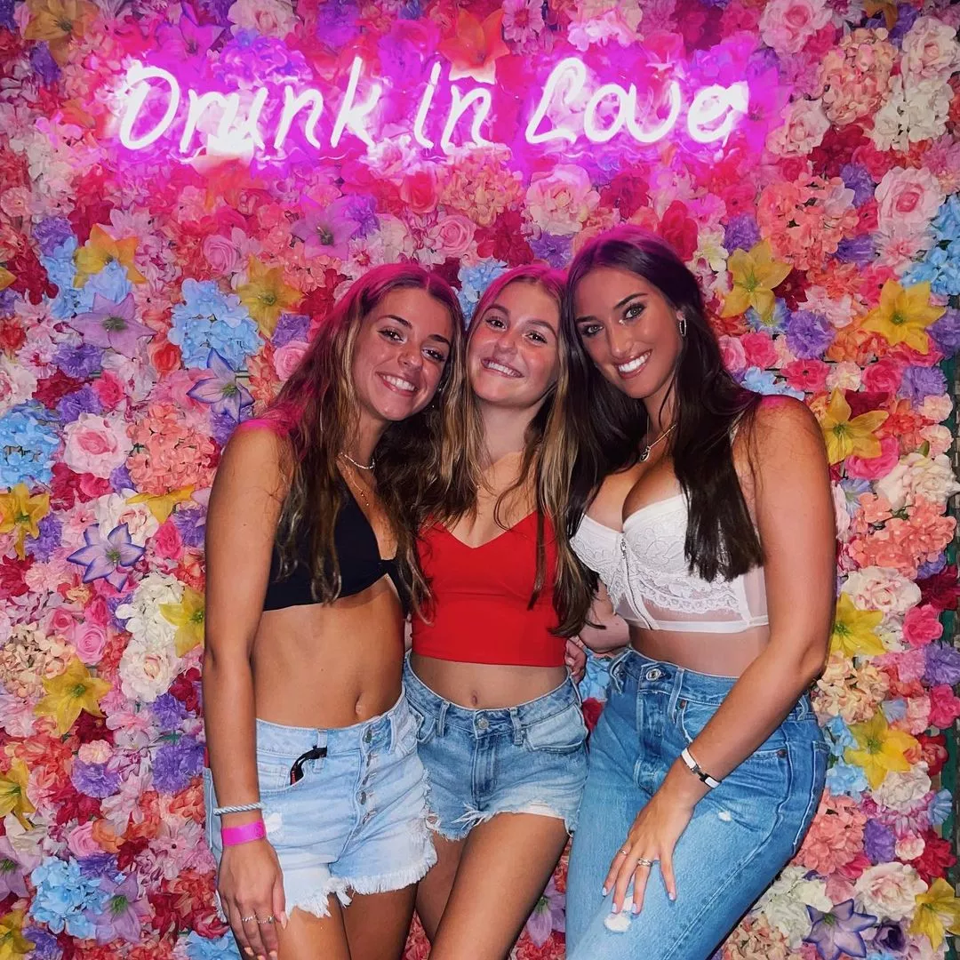 Girls night out posted by civilrainy