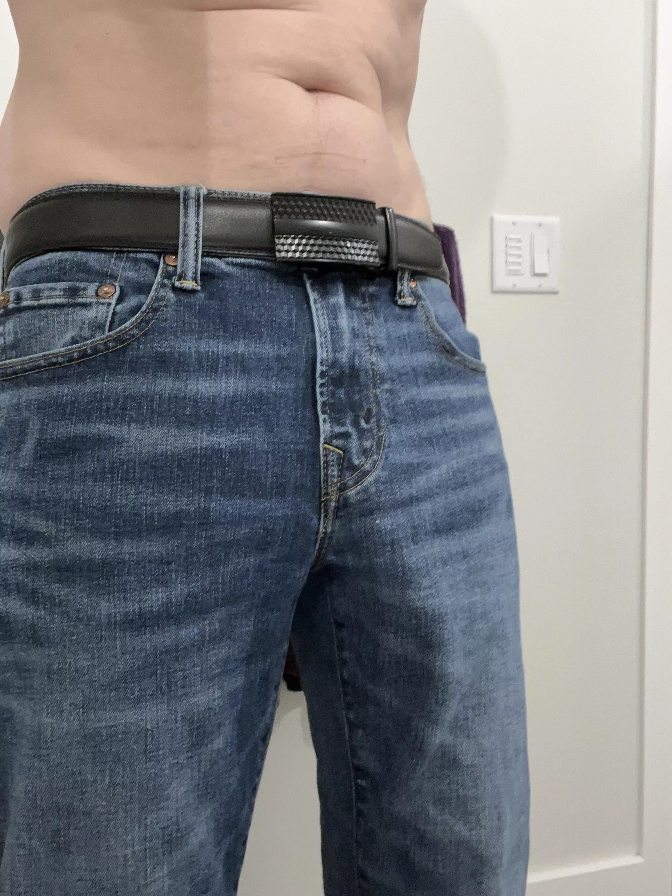 Going commando in jeans. Hope you like it. Feel free to message me to chat. (M42) posted by Rockout_8