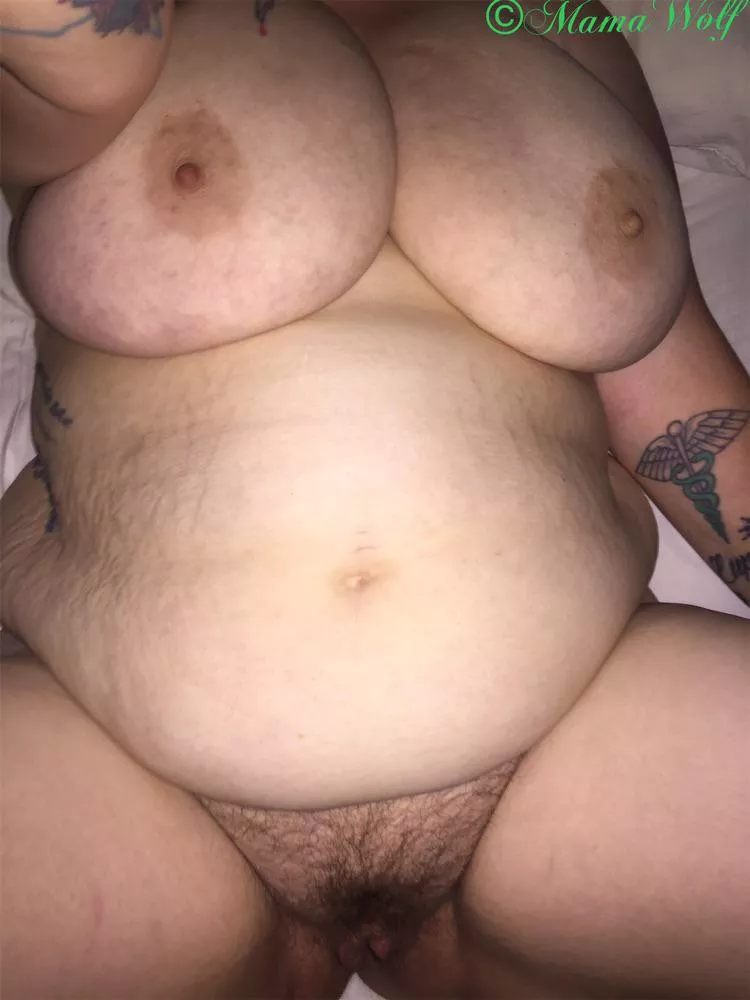 Good evening..itâ€™s cold where I live, why not snuggle up to this pillow of a woman. posted by pumpkin_booty88