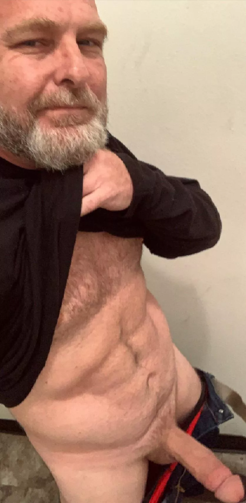 Good (m)oaning (48) posted by bighandss