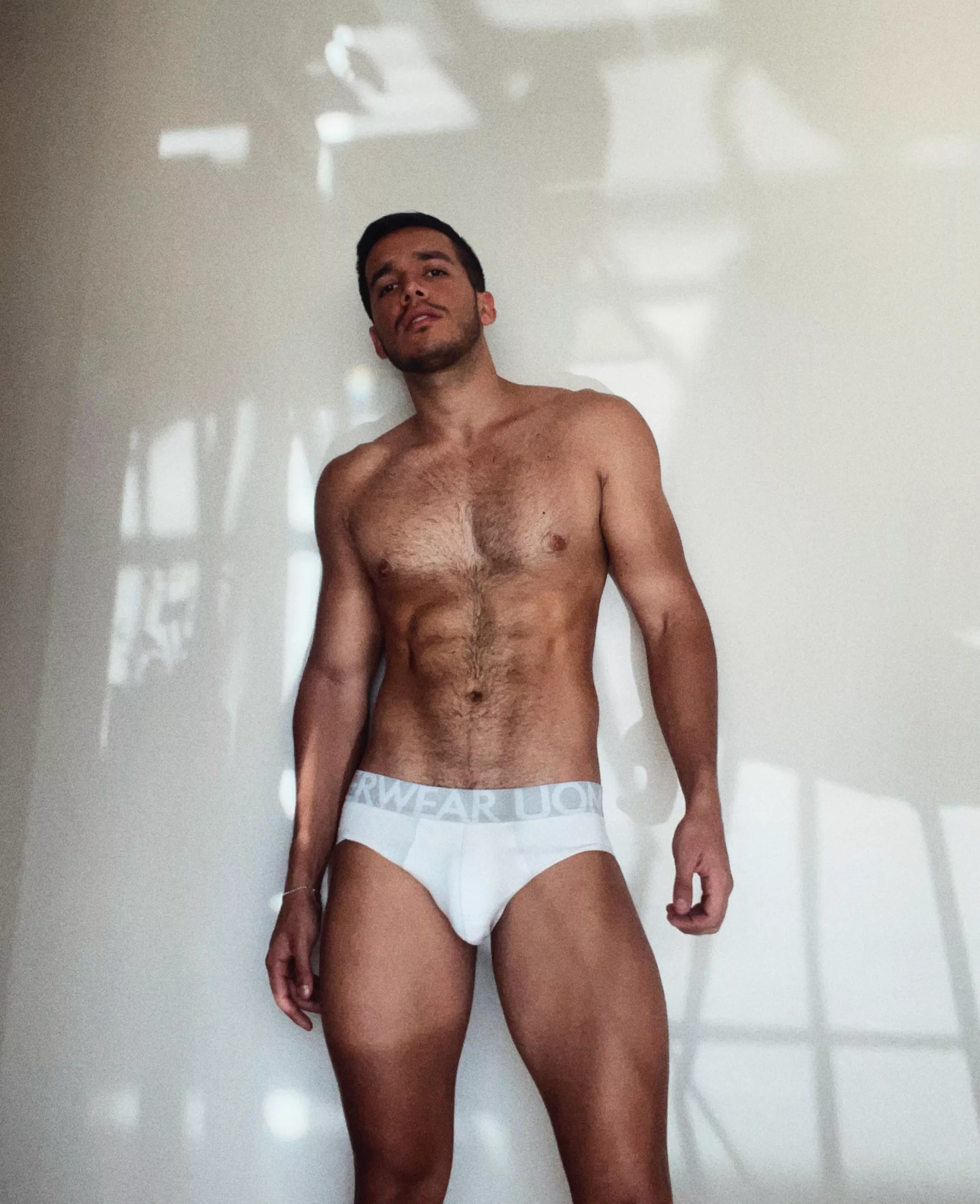 Good morning do you want play with me ? posted by AndresGuedez0