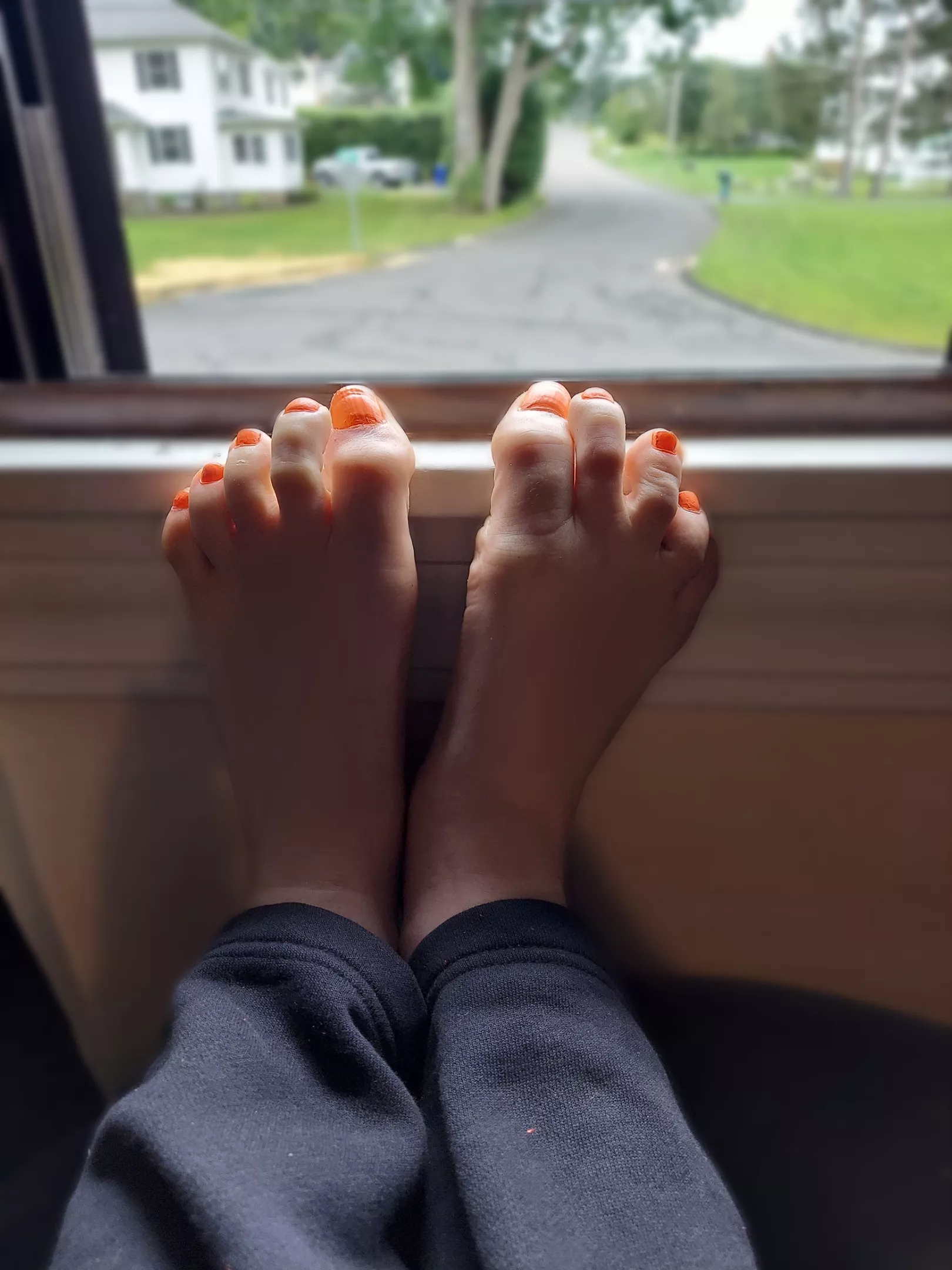 Good morning 🌄💋💋 posted by CG_FootGoddess