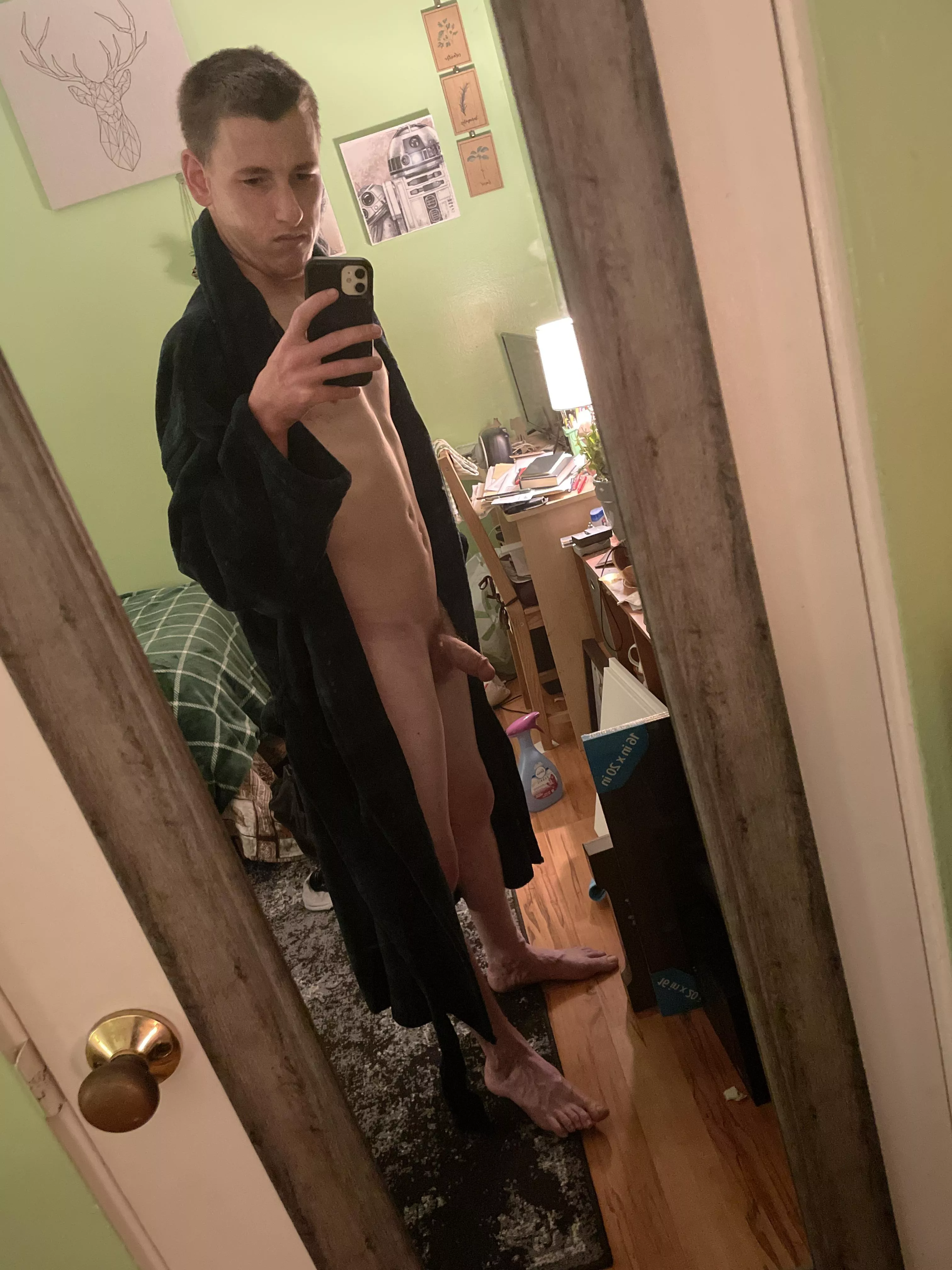 Good night just got this robe, want to come cuddle in bed posted by Rangerben1