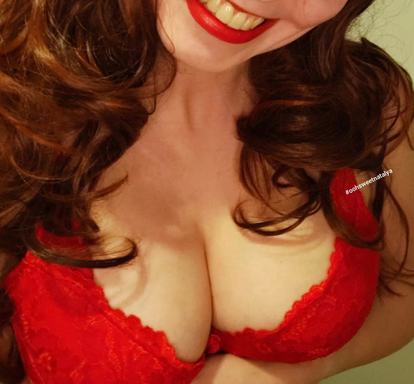 Gorgeous new red satin bra â¤ï¸ posted by oohsweetnatalya