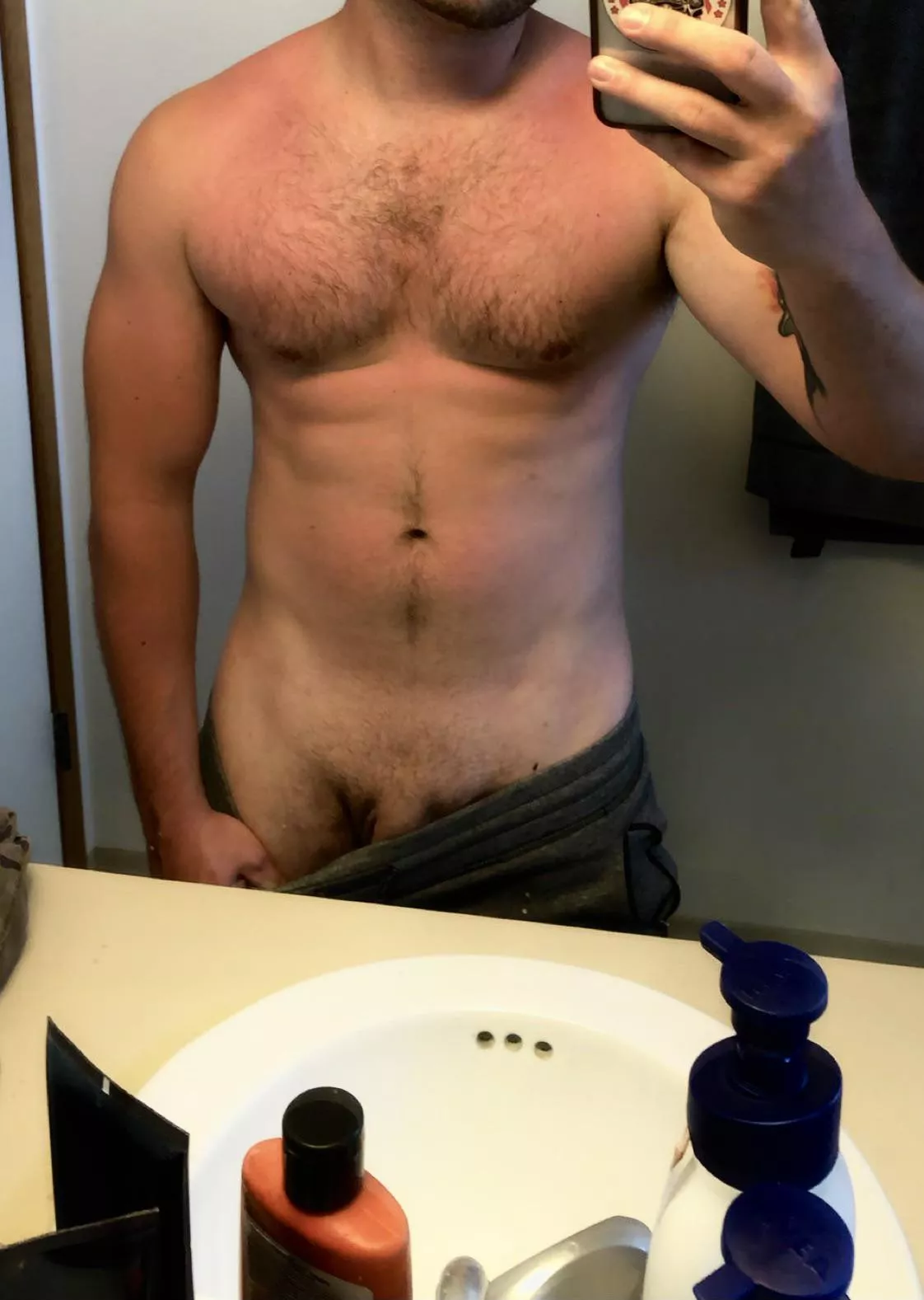 Got a little burnt this weekend and could use a hand with the aloe (m28) posted by ProfessionalRate5166