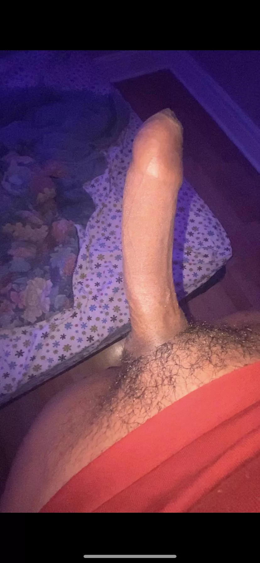 Got a ruler sized dick posted by NeatwayGJ