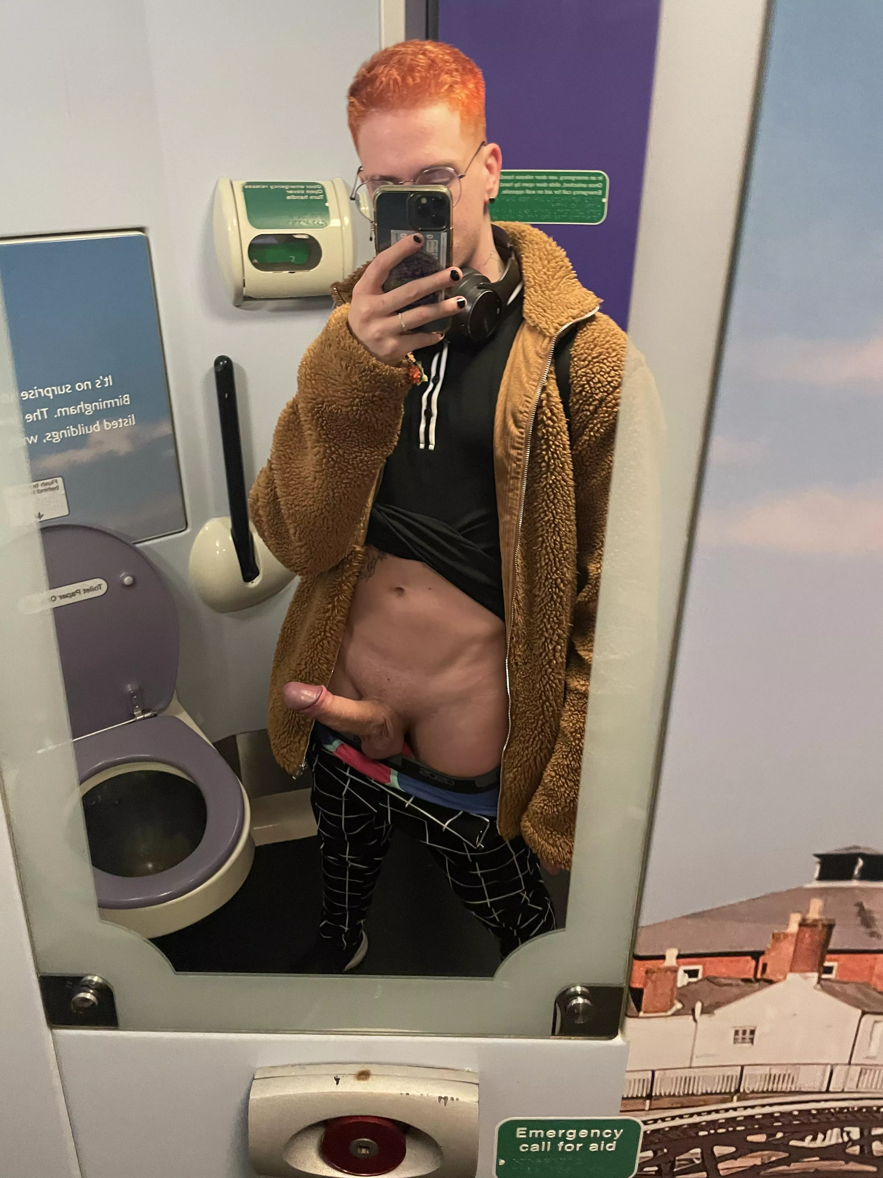 Got bored on the train just wished someone joined me 😈😈 posted by Previous-Tax6019