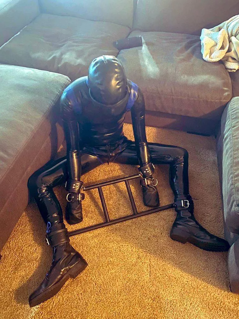 ⛓ Got made into a storage gimp. Two full hours of no movement and being locked away like an object ⛓ posted by kinkyboy3