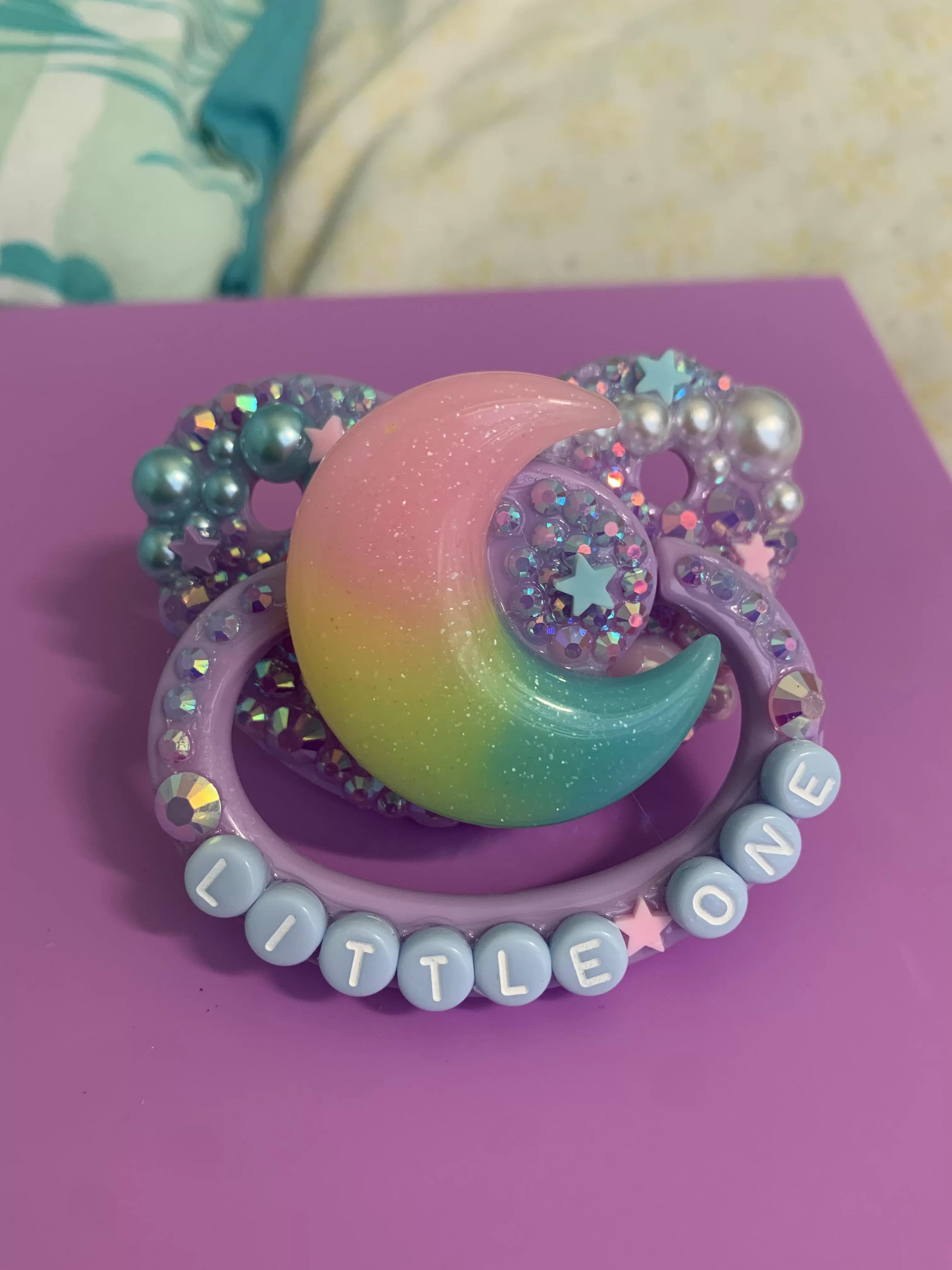 Got my new paci todaaaaay 💕☺️ I loveeee it so much 💕🥰🥺😇 posted by Ok-Temperature8546