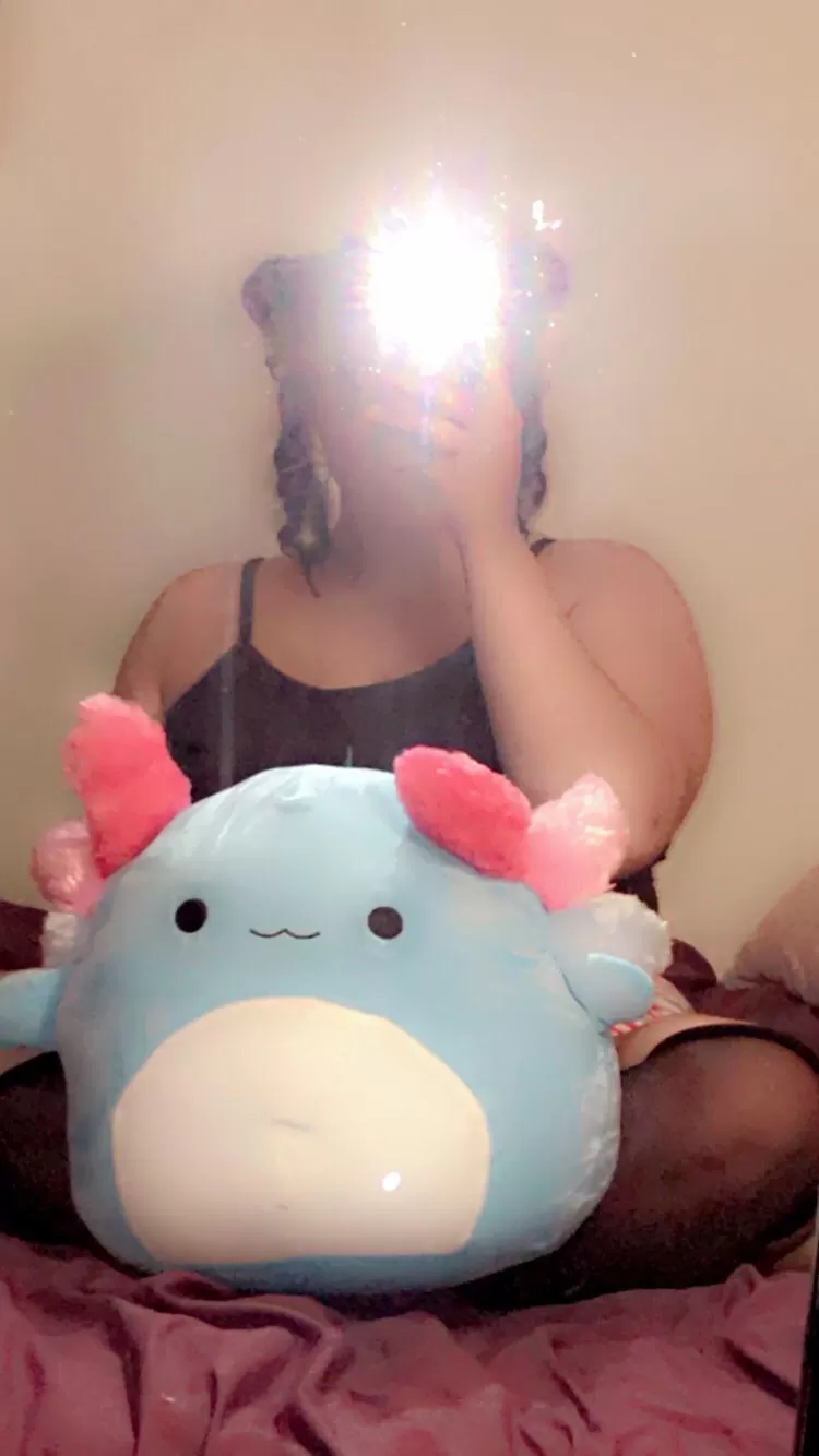 got my very first squishmallow ðŸ’•ðŸ’§ sheâ€™s an axolotl ðŸ˜‹ posted by liltykekit