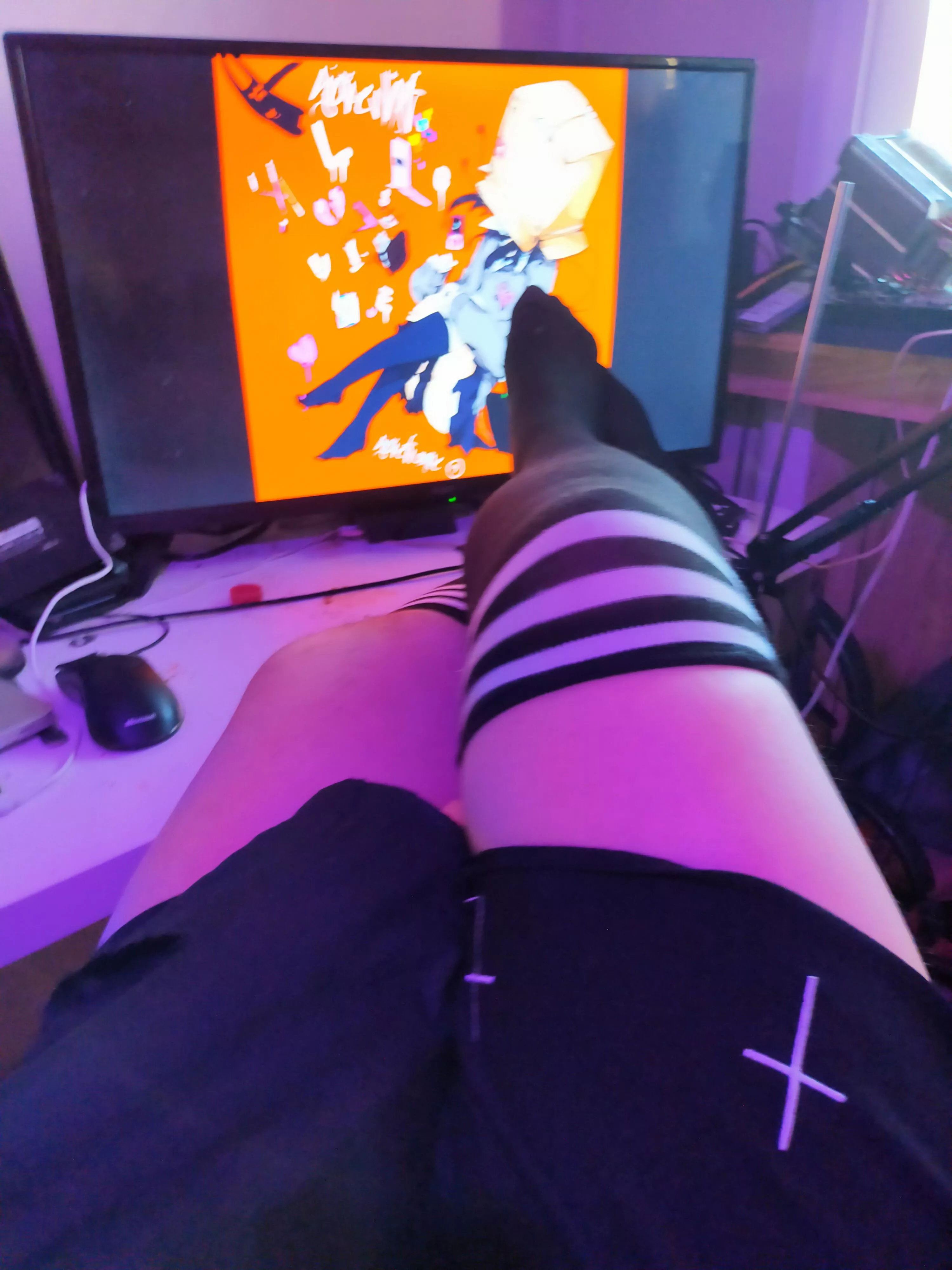 Got new thigh highs ad I thought they were cute posted by Pastxll