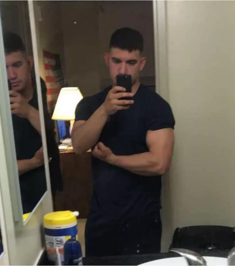 Got that morning pump in posted by Jaycheeseitz