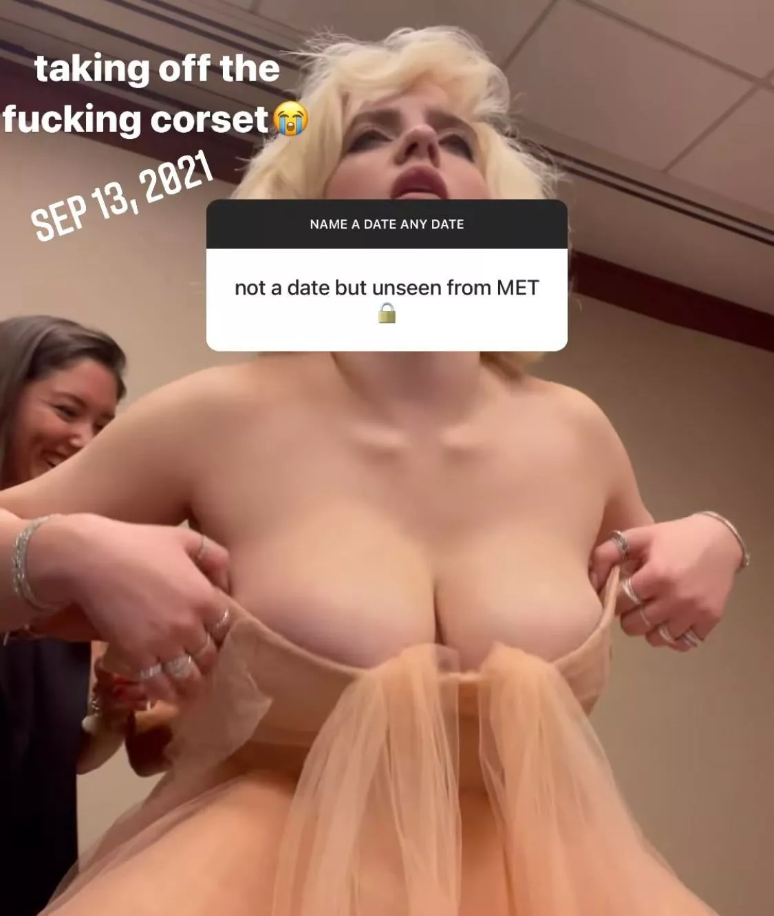 Got the urge to motorboat and tittyfuck Billie Eilish's massive tits posted by avdd4