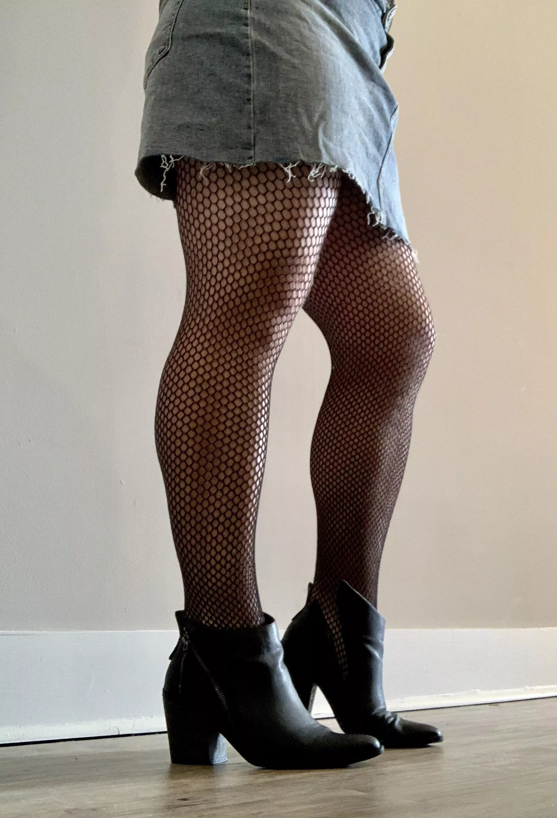 Gotta love the fishnets! posted by you_loud2