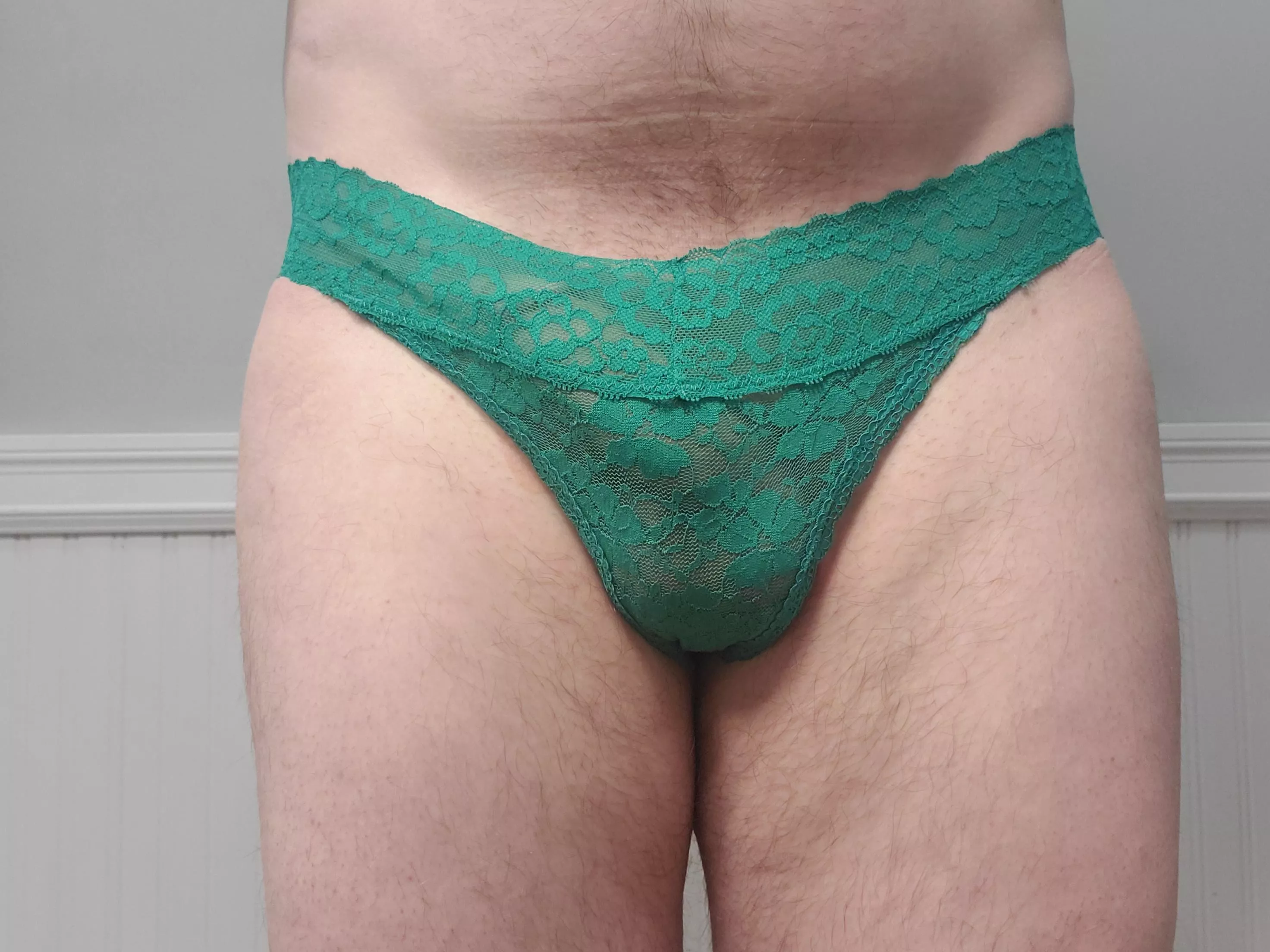 Green is still may favorite color, figured I'd share a front view of this cute thong posted by Iforgot3times