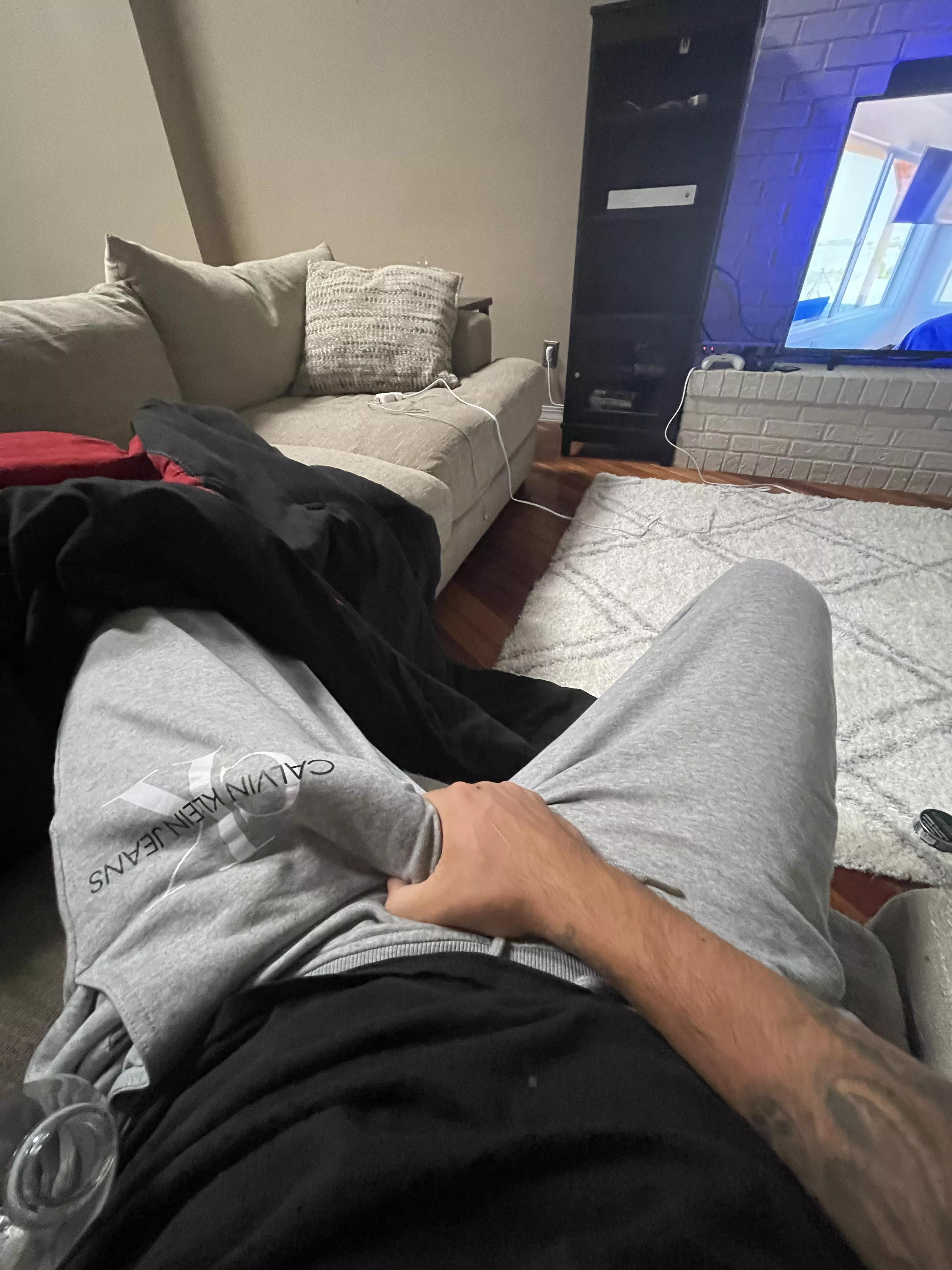 Grey sweat pants season or something posted by bdavis8706