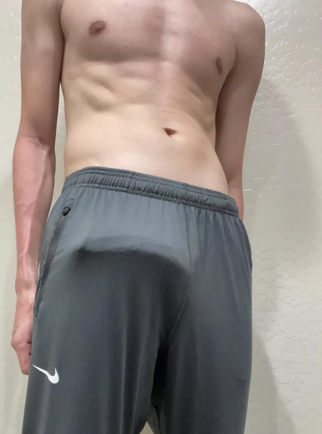 grey sweatpants kinda day posted by nico_bigdick