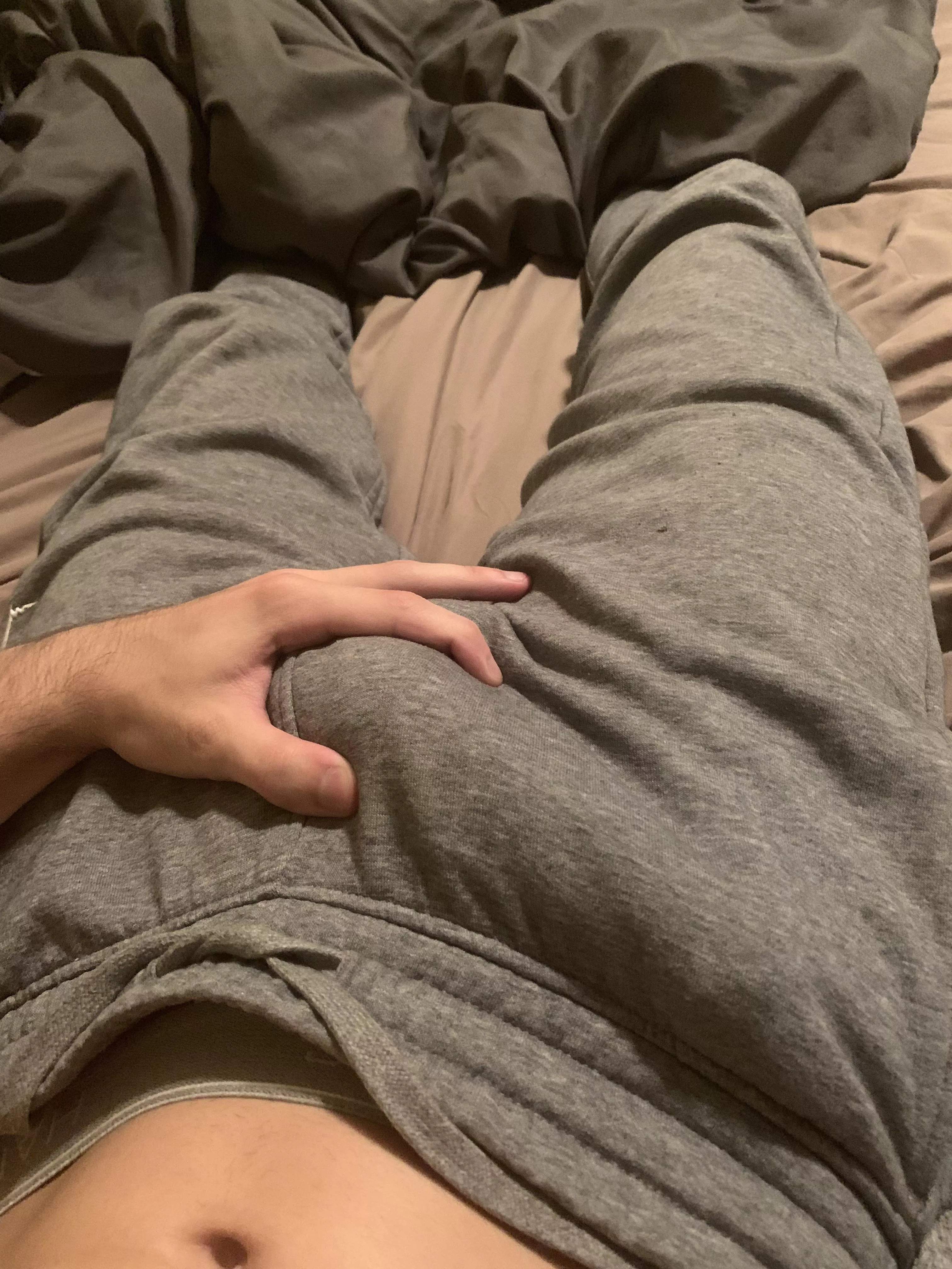 Grey sweats are a blessing and a curse 😅 posted by Atlasso-Vexxer