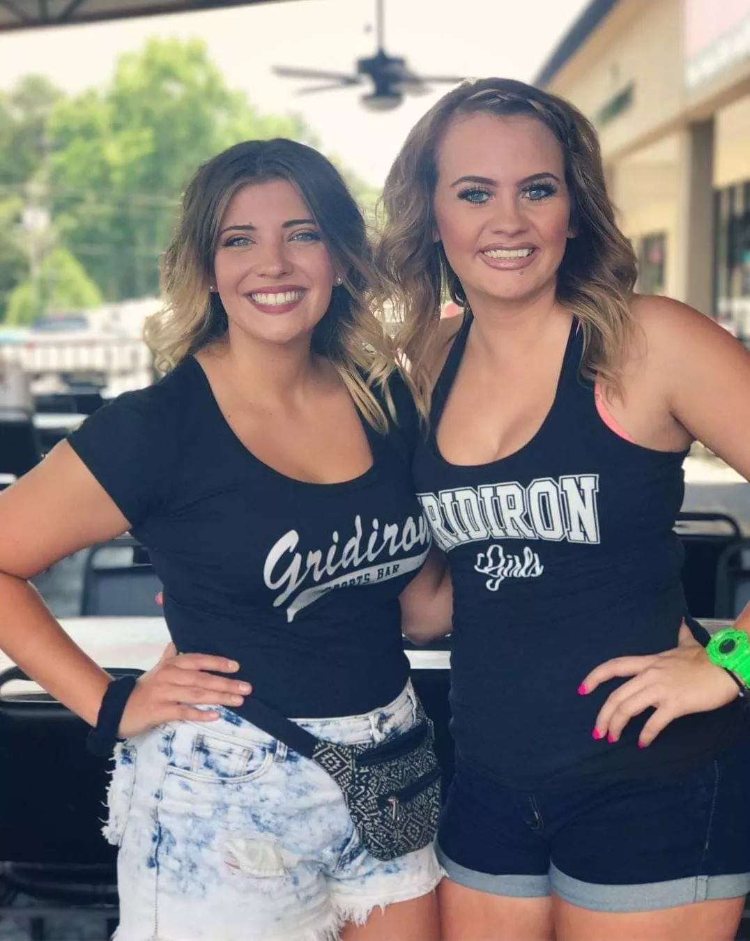 Gridiron girls posted by toss195559