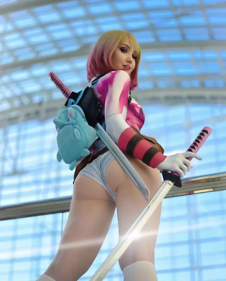 Gwenpool by Elena Strikes posted by PM_me_Leeloo_Cosplay