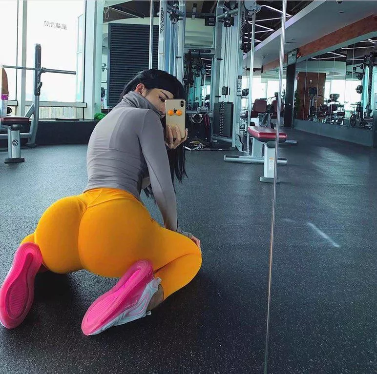 Gym booty! posted by KamadevaChan