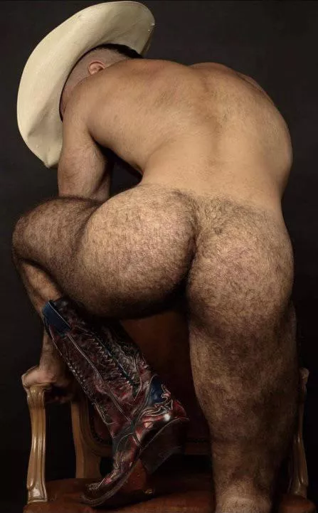 “Hairy cowboy butt” … posted by camran123