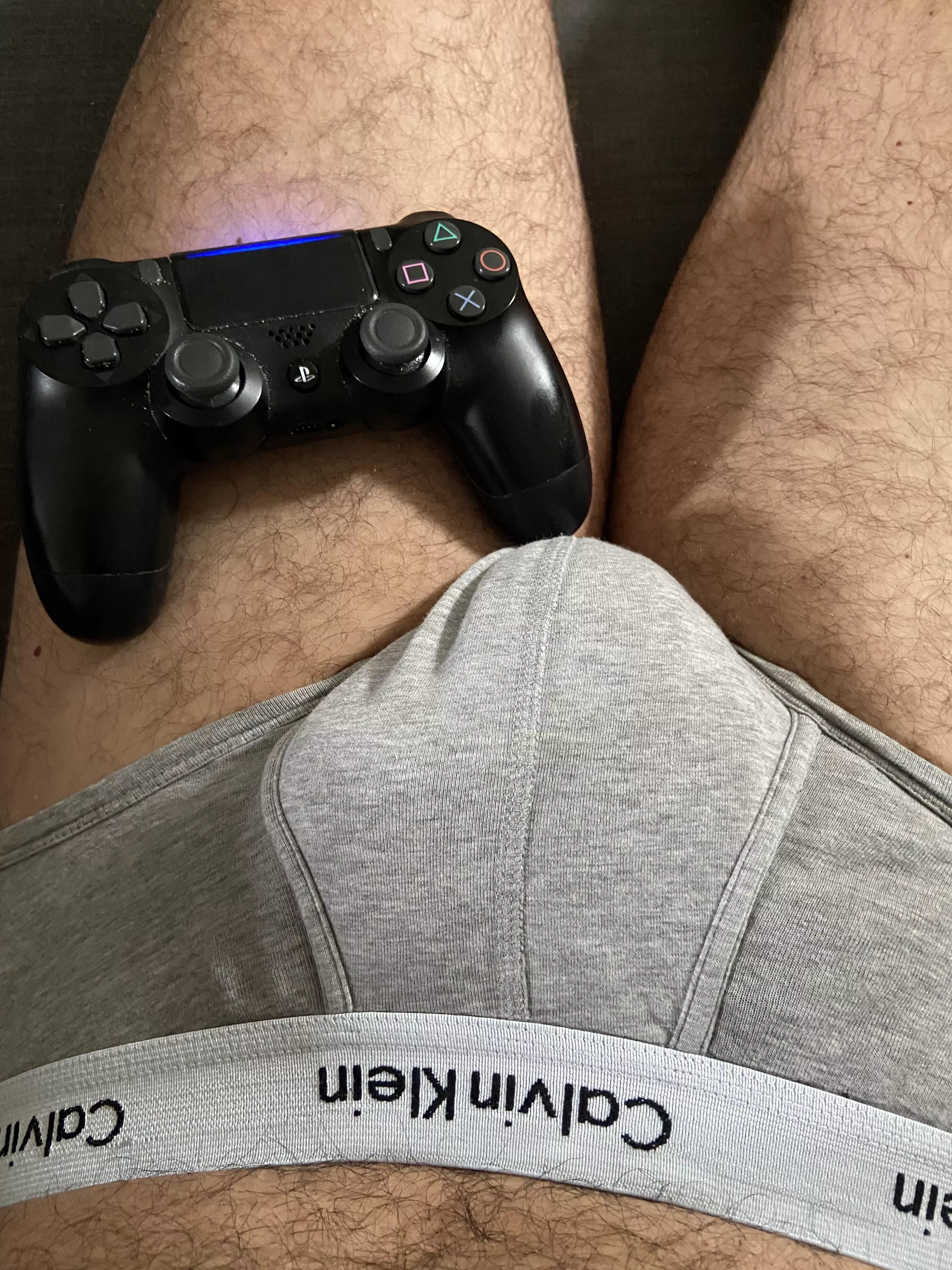 Hairy gaymer posted by Djf1975