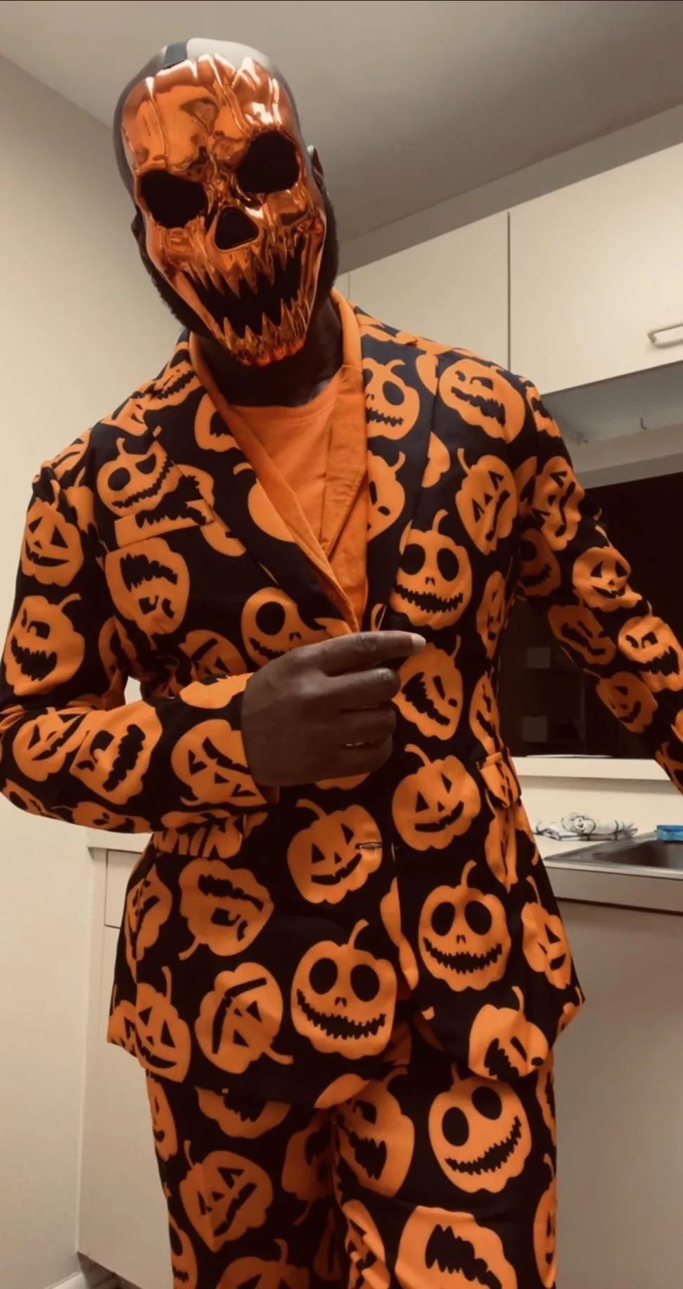 Halloween! posted by StruggleNurse666