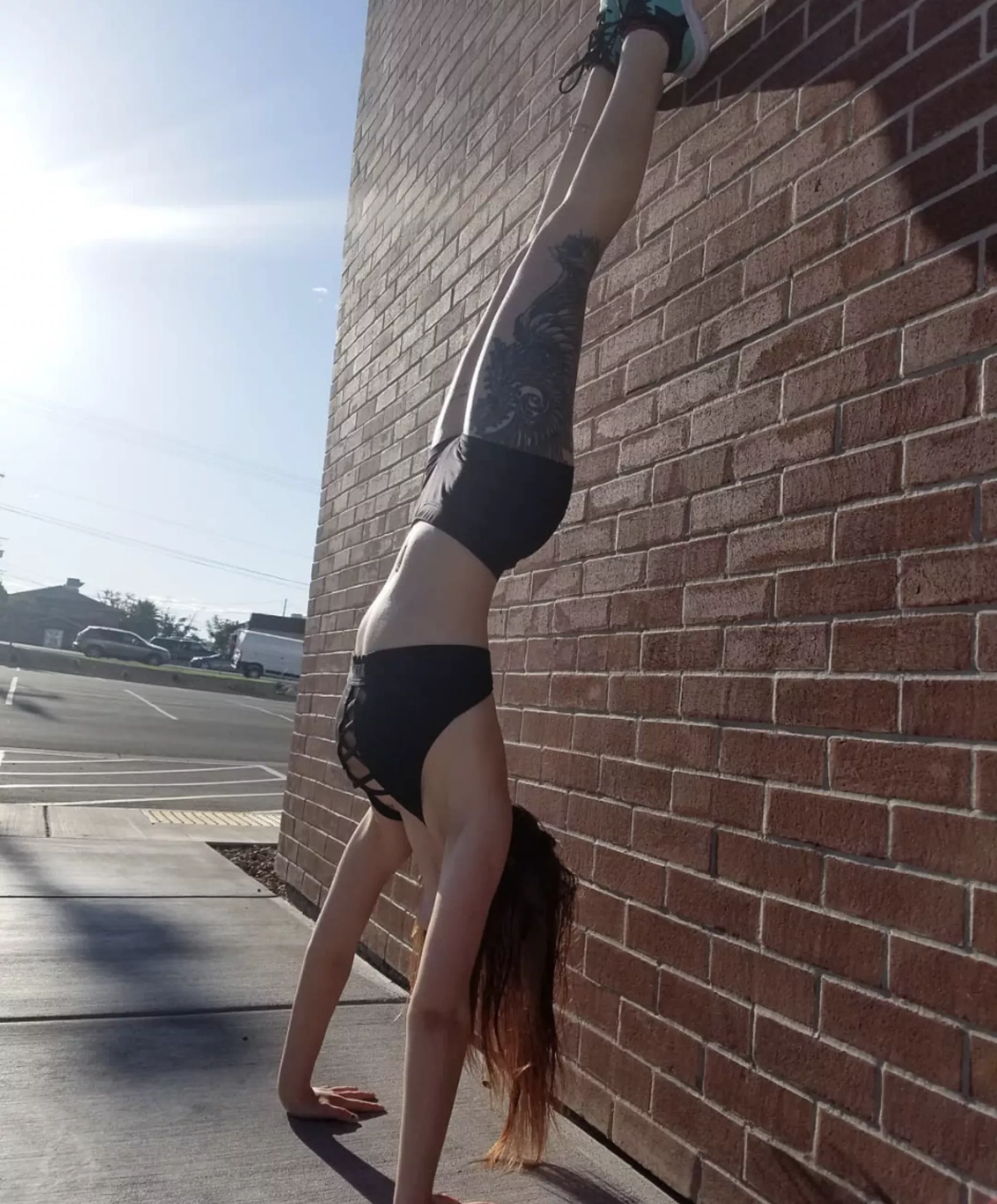 Handstand practice! Building up the strength and confidence to do it without the wall ❤️ posted by TattoosNFitness