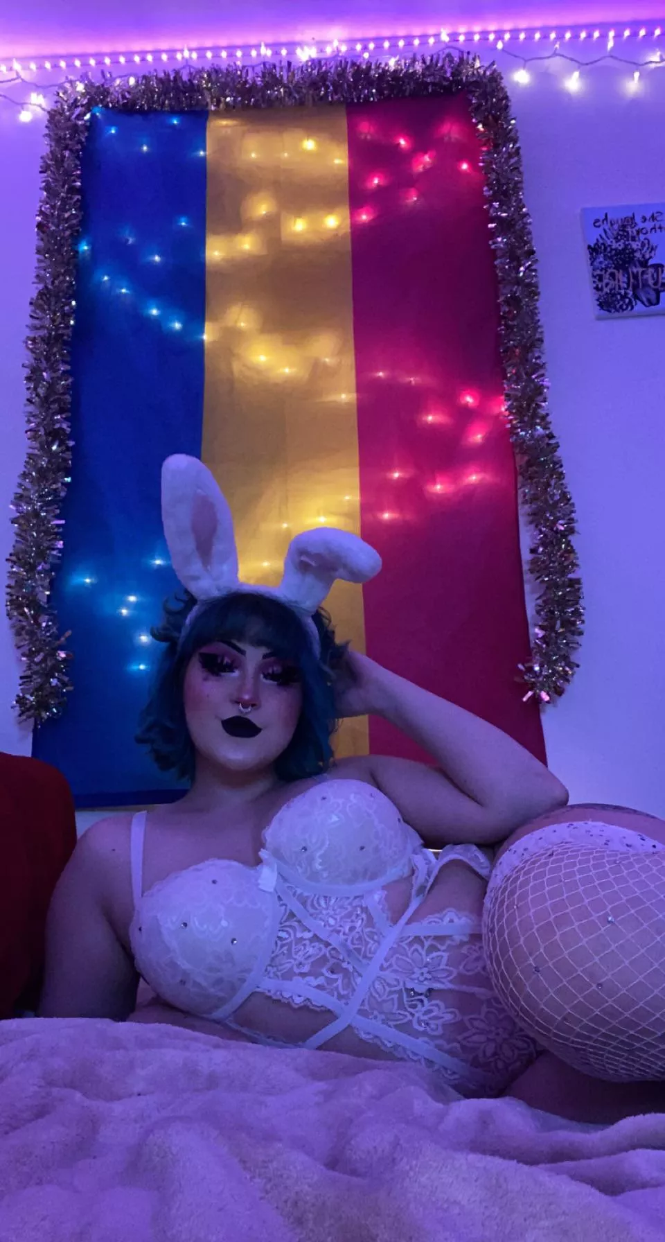 Happy Bunday my loves 🐰 posted by chubbygothbimbo