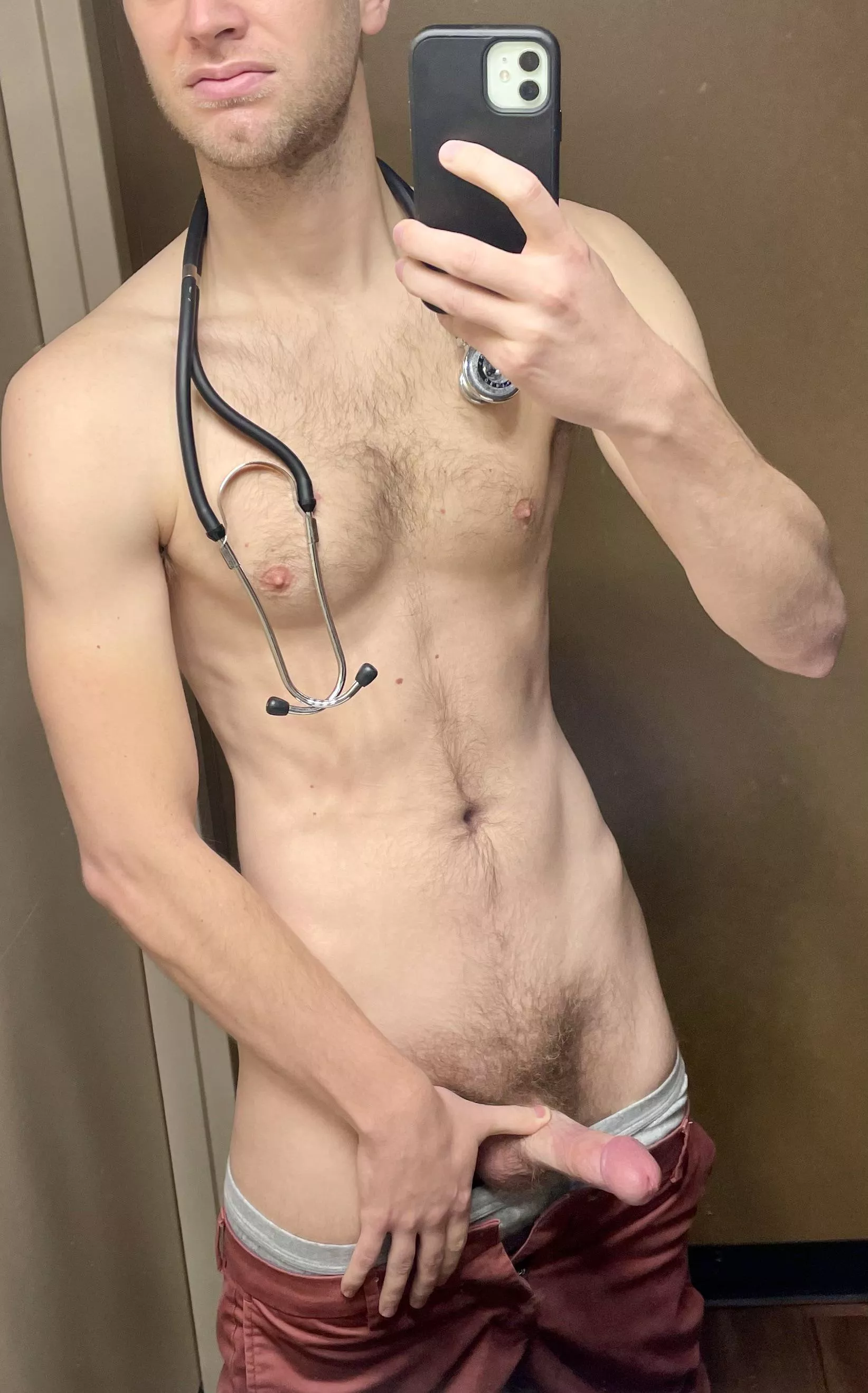 Happy new year! Is your resolution to fuck a doctor? 😉 posted by ptinkc19